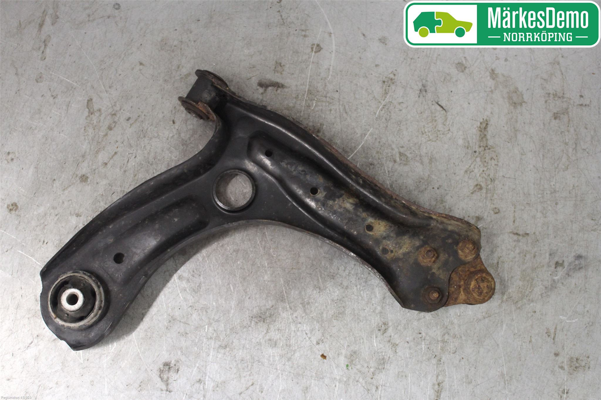 Volkswagen VW POLO 10-17 Bärarm Fram Undre Vä