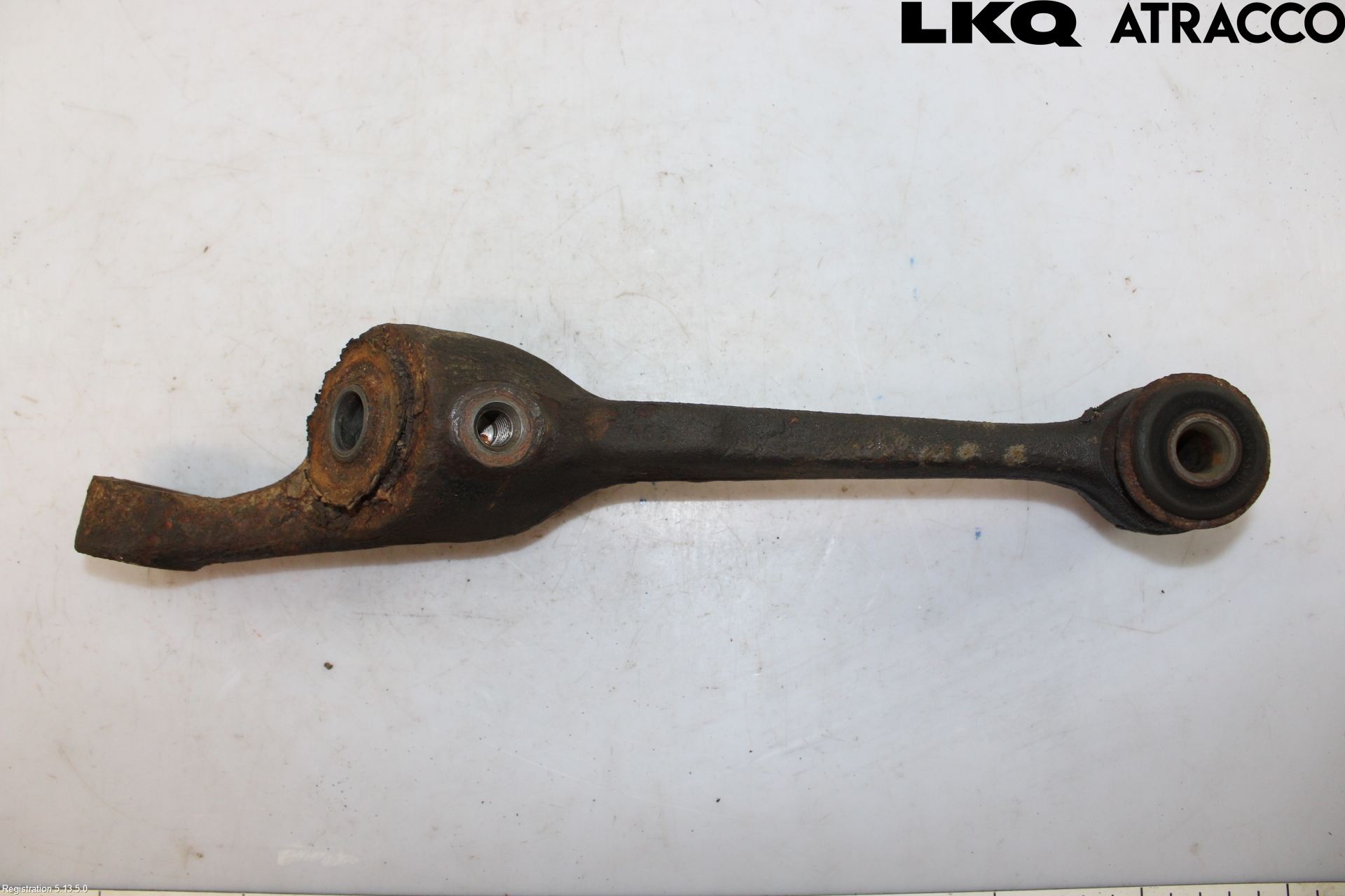 Volvo 740 84-87 Bärarm Fram Undre Hö