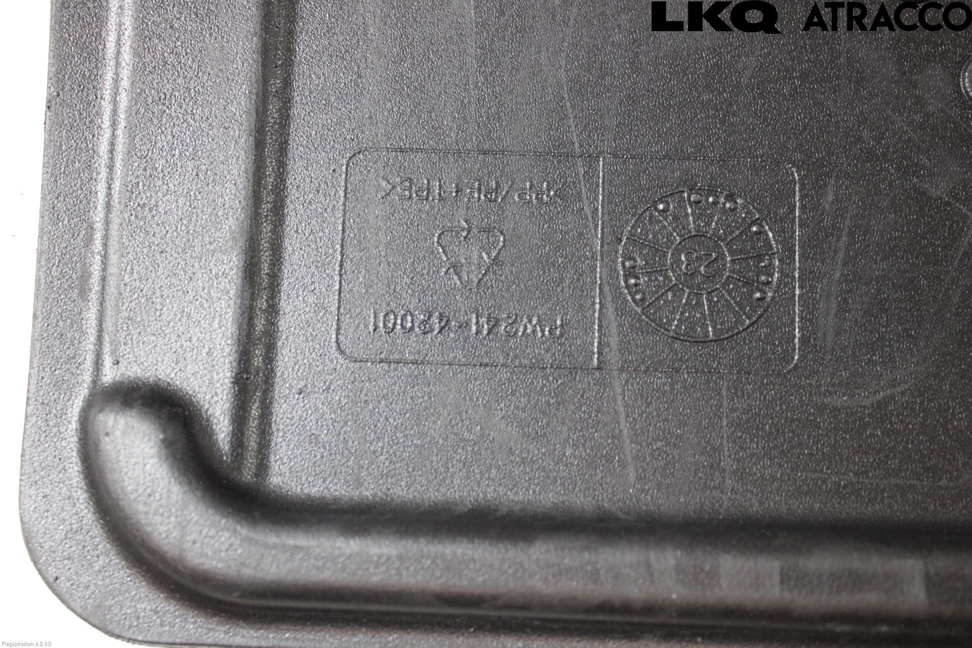 Toyota RAV4 19- Lastmatta-Skydd