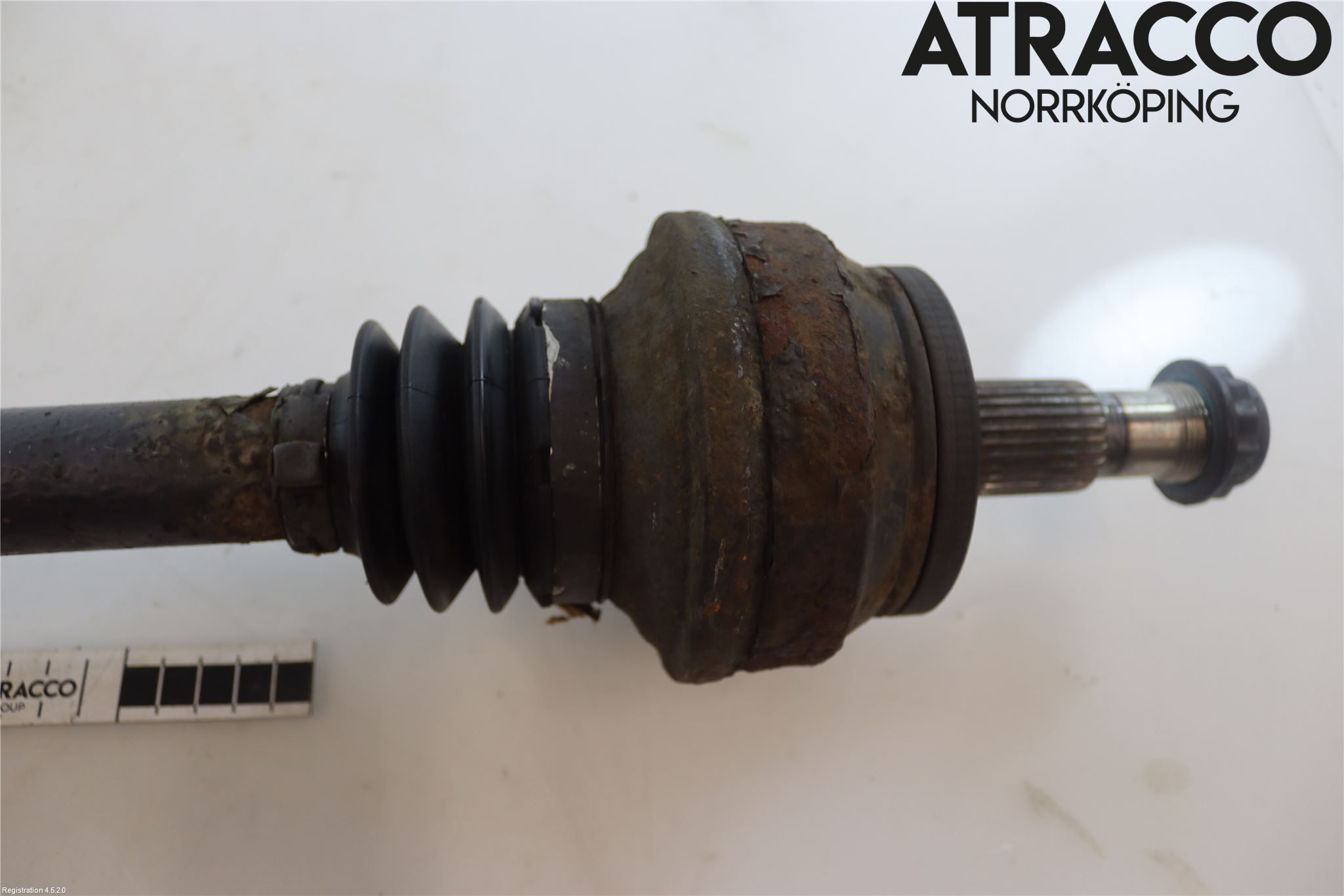 Mercedes-Benz MB CLS (C218/X218) 11-17 Drivaxel Bak Höger