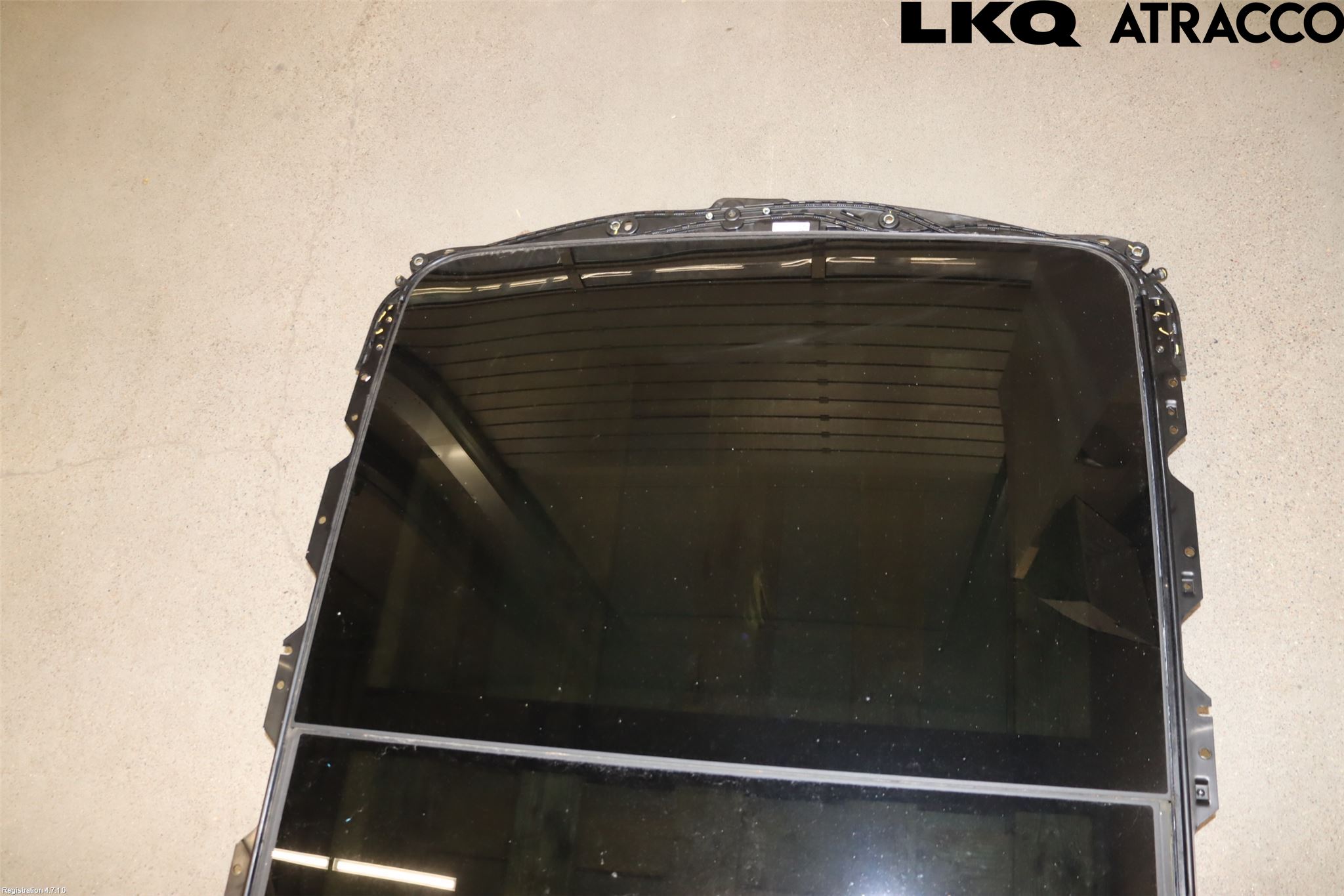 Volkswagen VW TOURAN 16- Taklucka