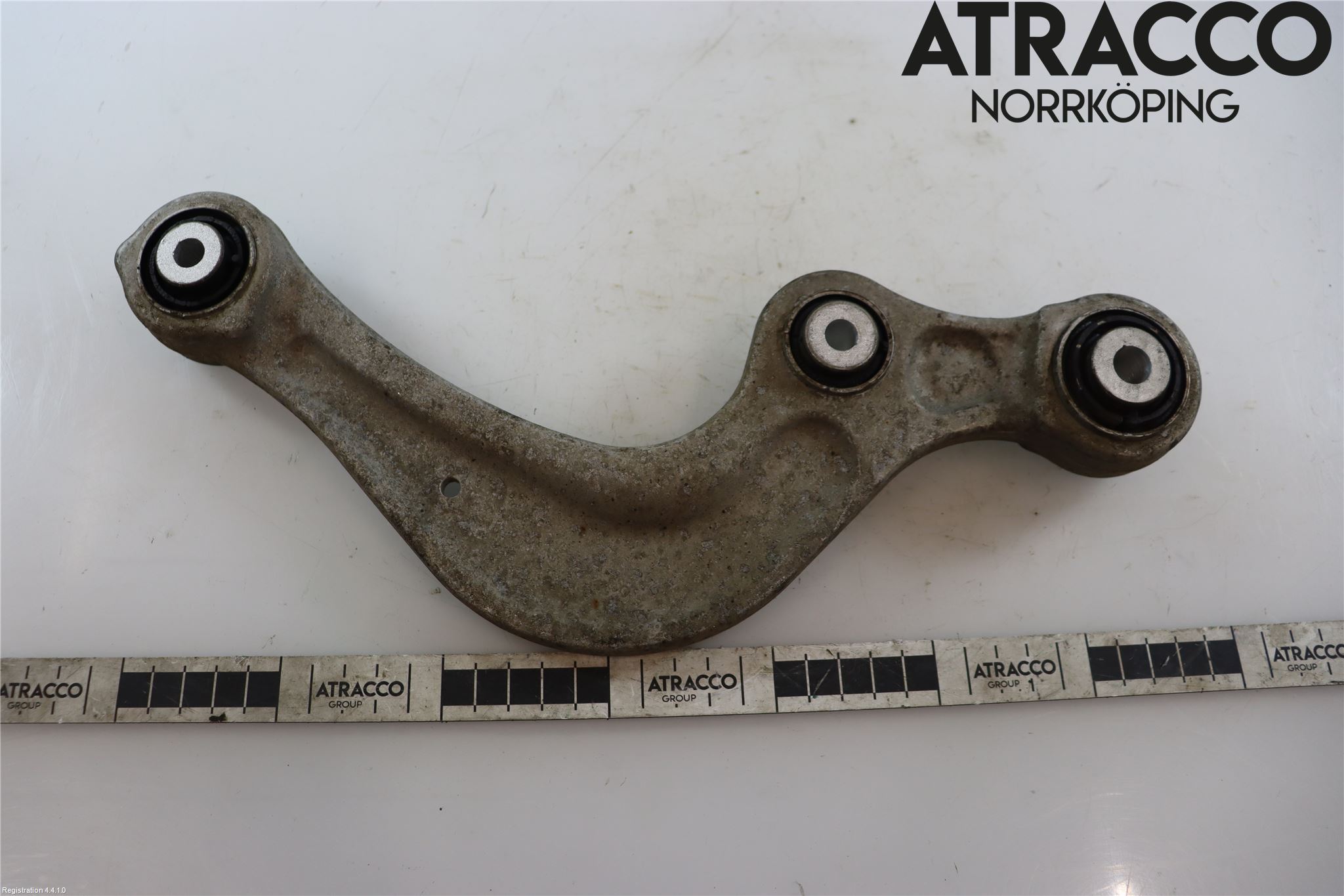 Audi A6 F2/C8 19- Bärarm Bak Övre Höger