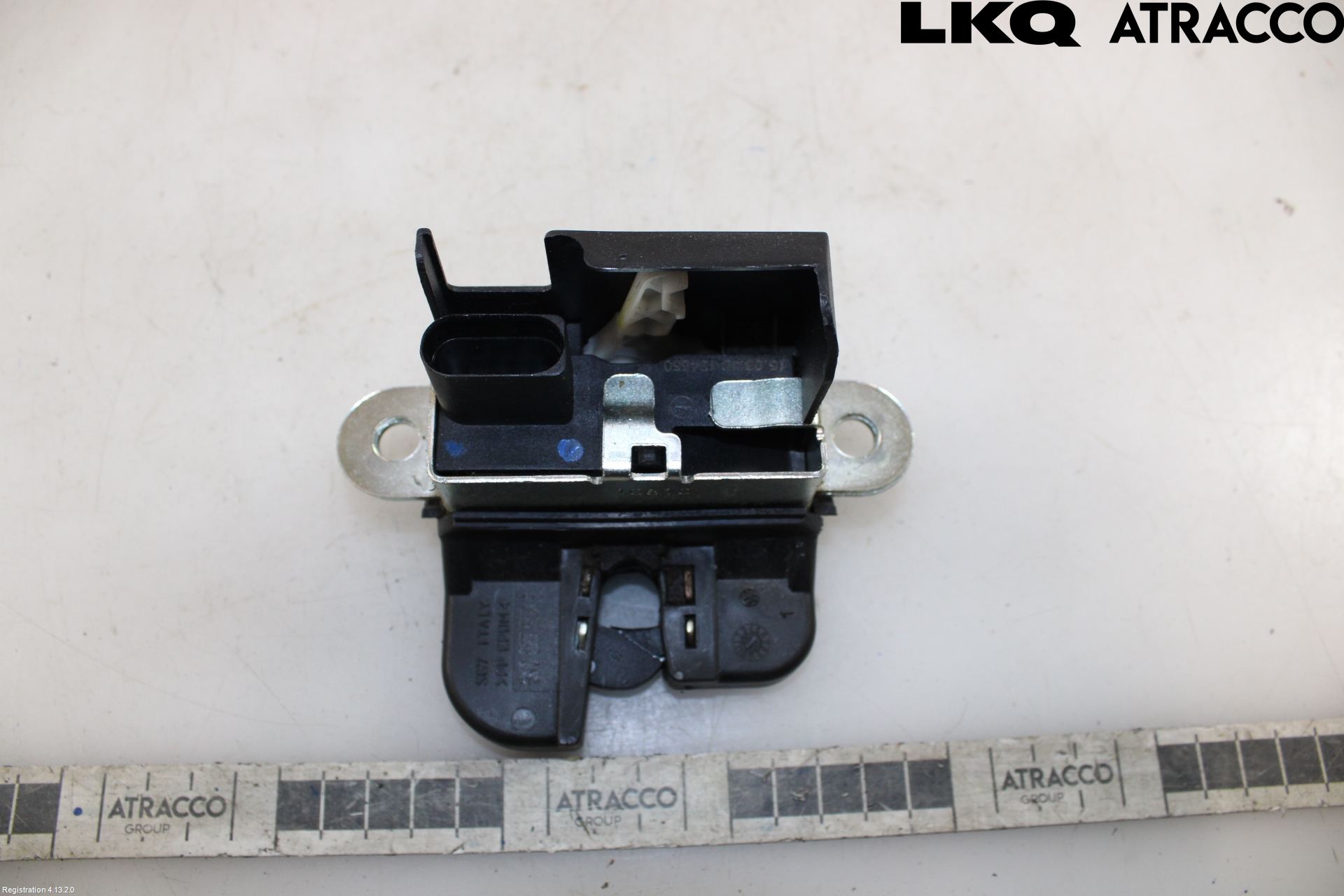 Volkswagen VW GOLF VI 09-13 Låskista Baklucka
