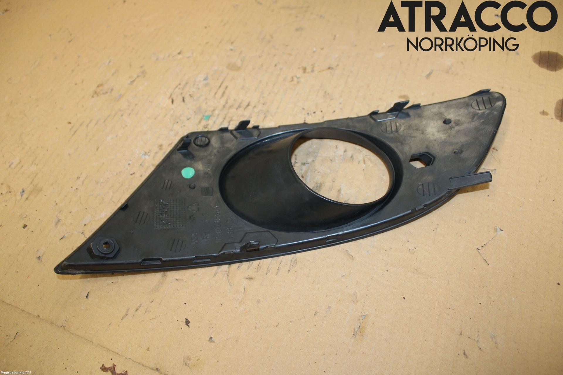 Seat LEON 06-12 Grilldel Höger