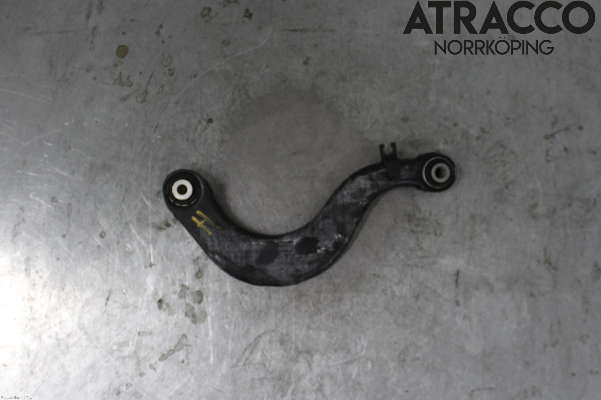 Cupra ATECA 19- Bärarm Bak Övre Höger