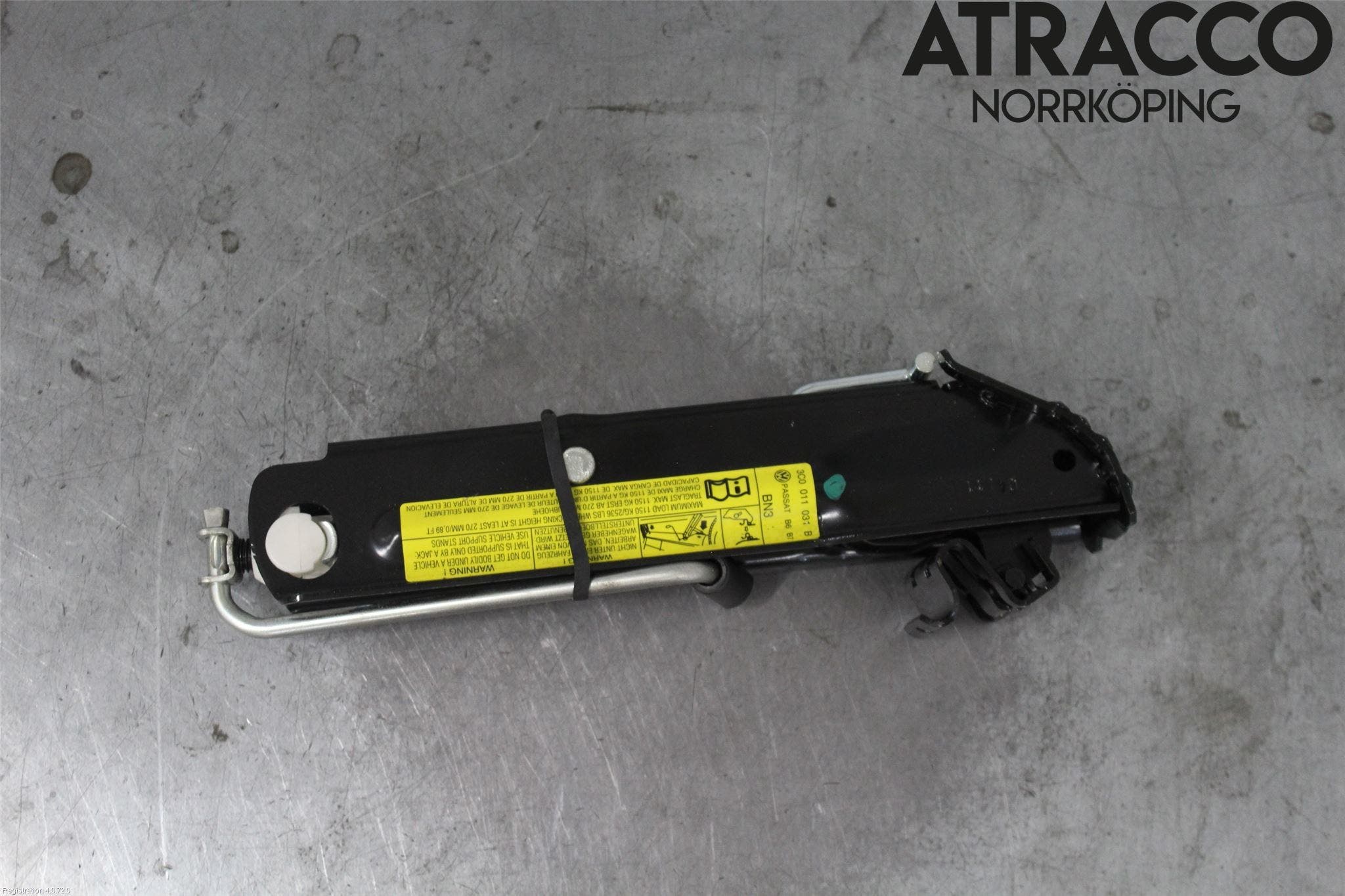 Volkswagen VW PASSAT 11-14 Domkraft