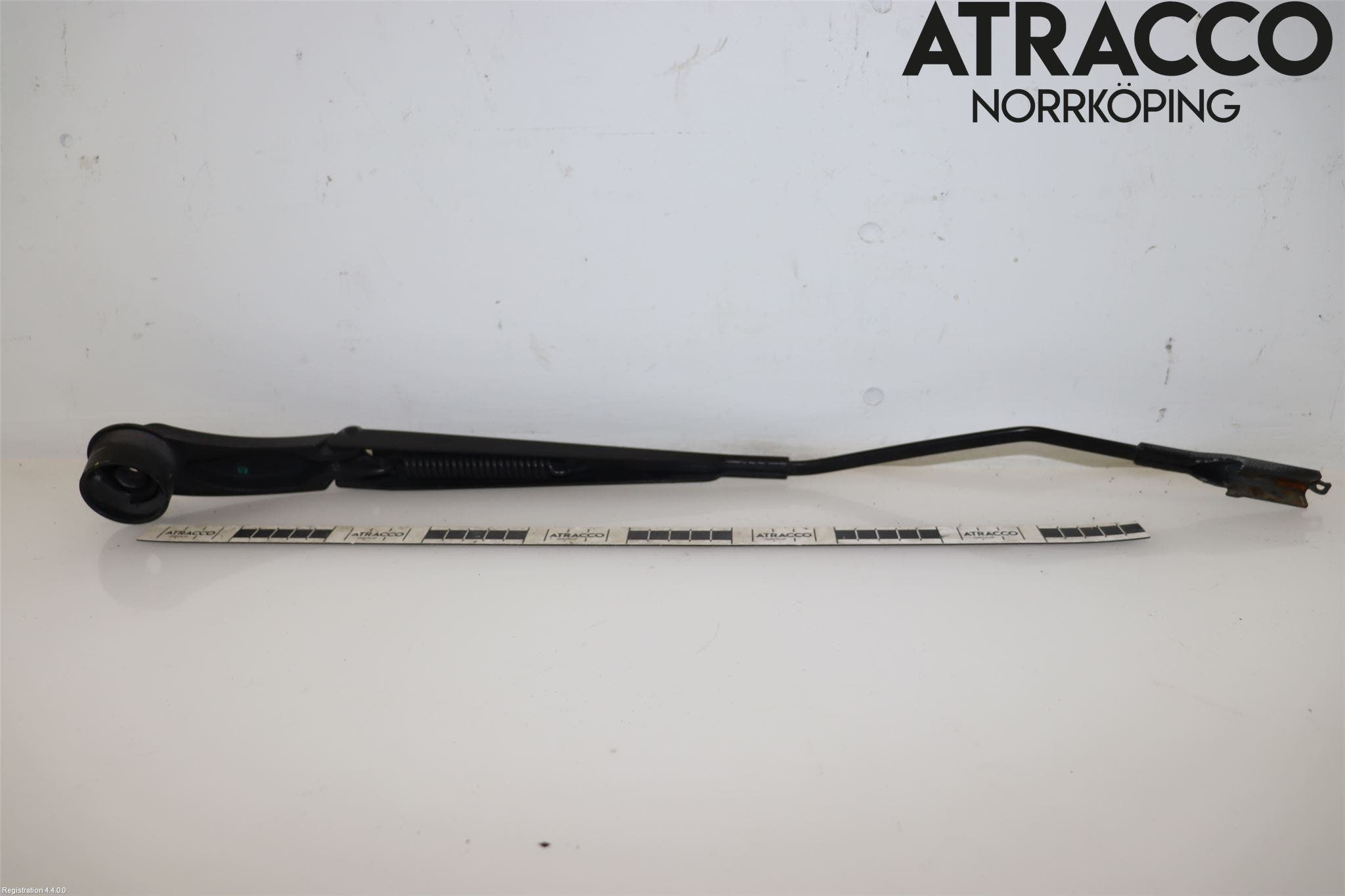 Ford TRANSIT/TOURNEO CONNECT 13-22 Torkararm Armar Vindruta