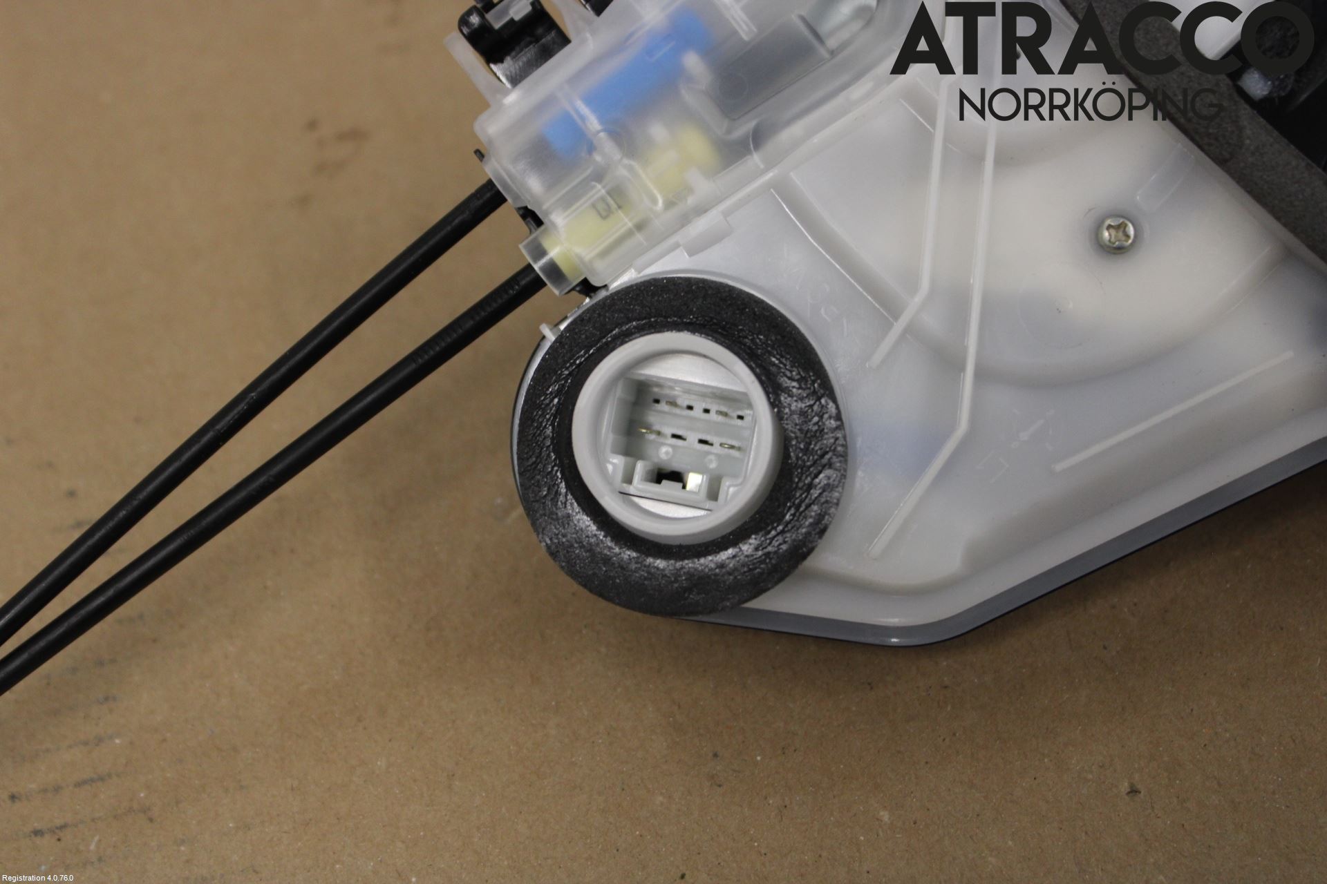 Toyota RAV4 19- Låskista-Dörrlås