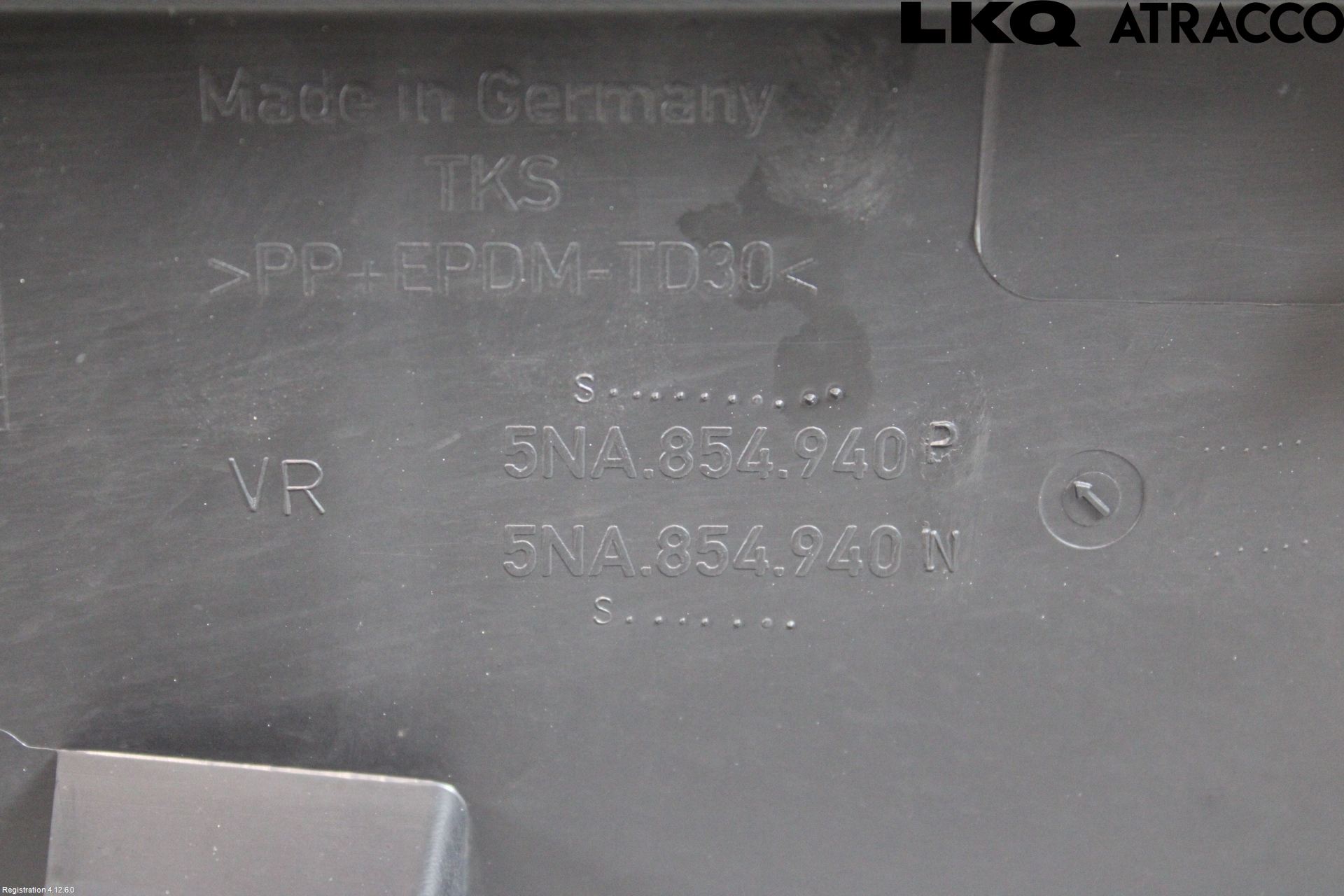 Volkswagen VW TIGUAN 16-24 Dörr Dekorlist Fram Hö