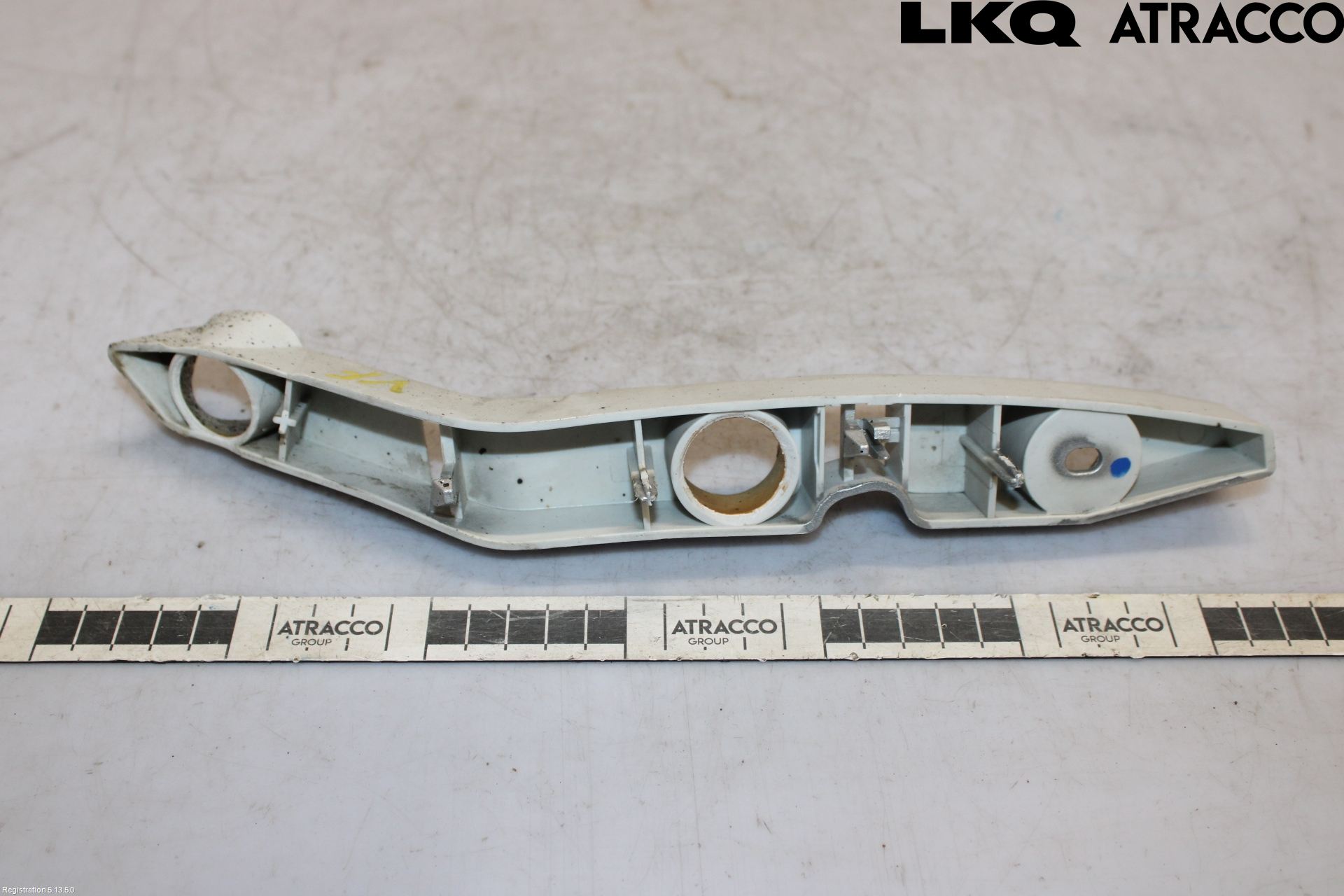Ford FOCUS     04-07 Stötfångarfäste Fram Vä