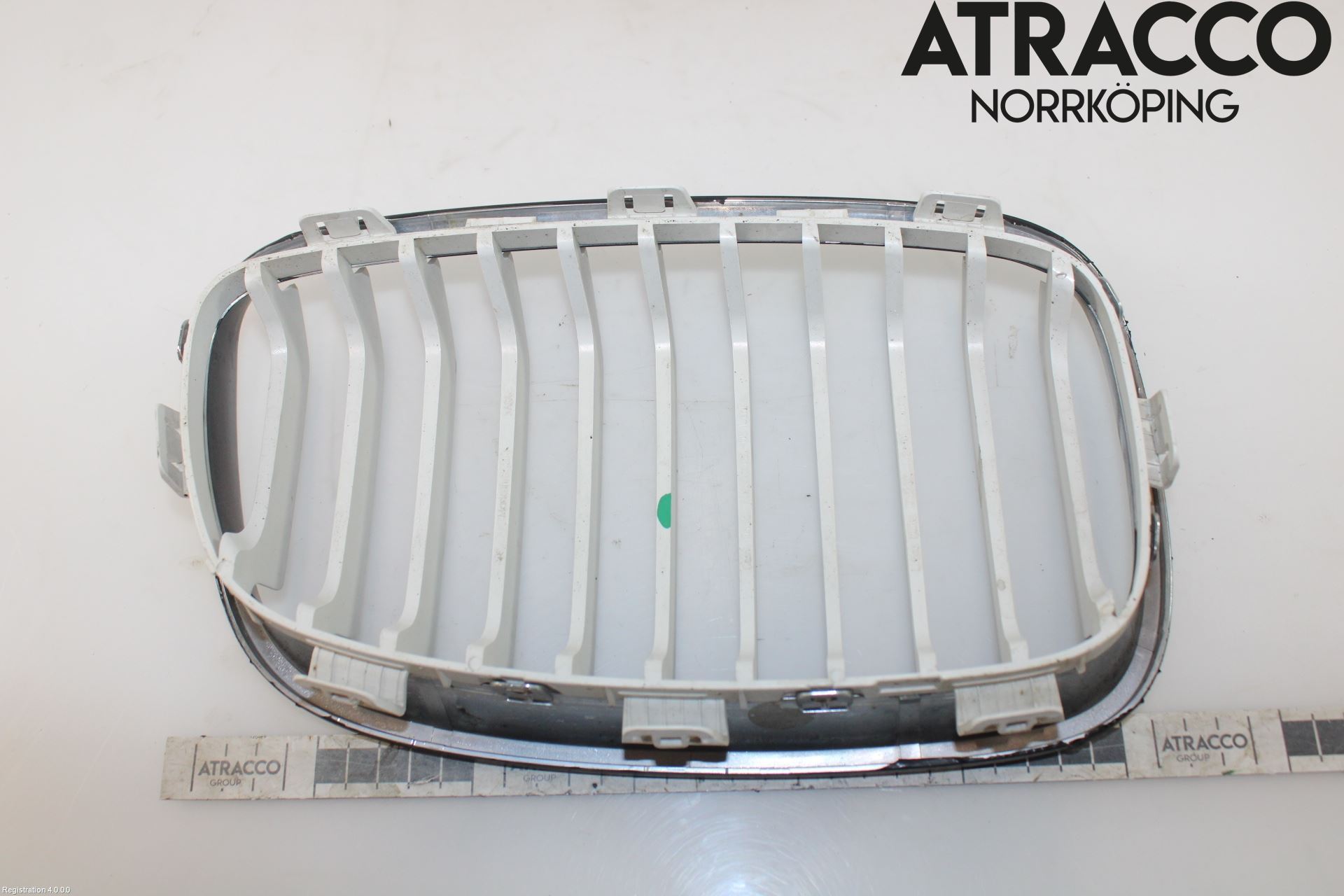BMW 1 F20/F21 11-19 Grilldel Vänster