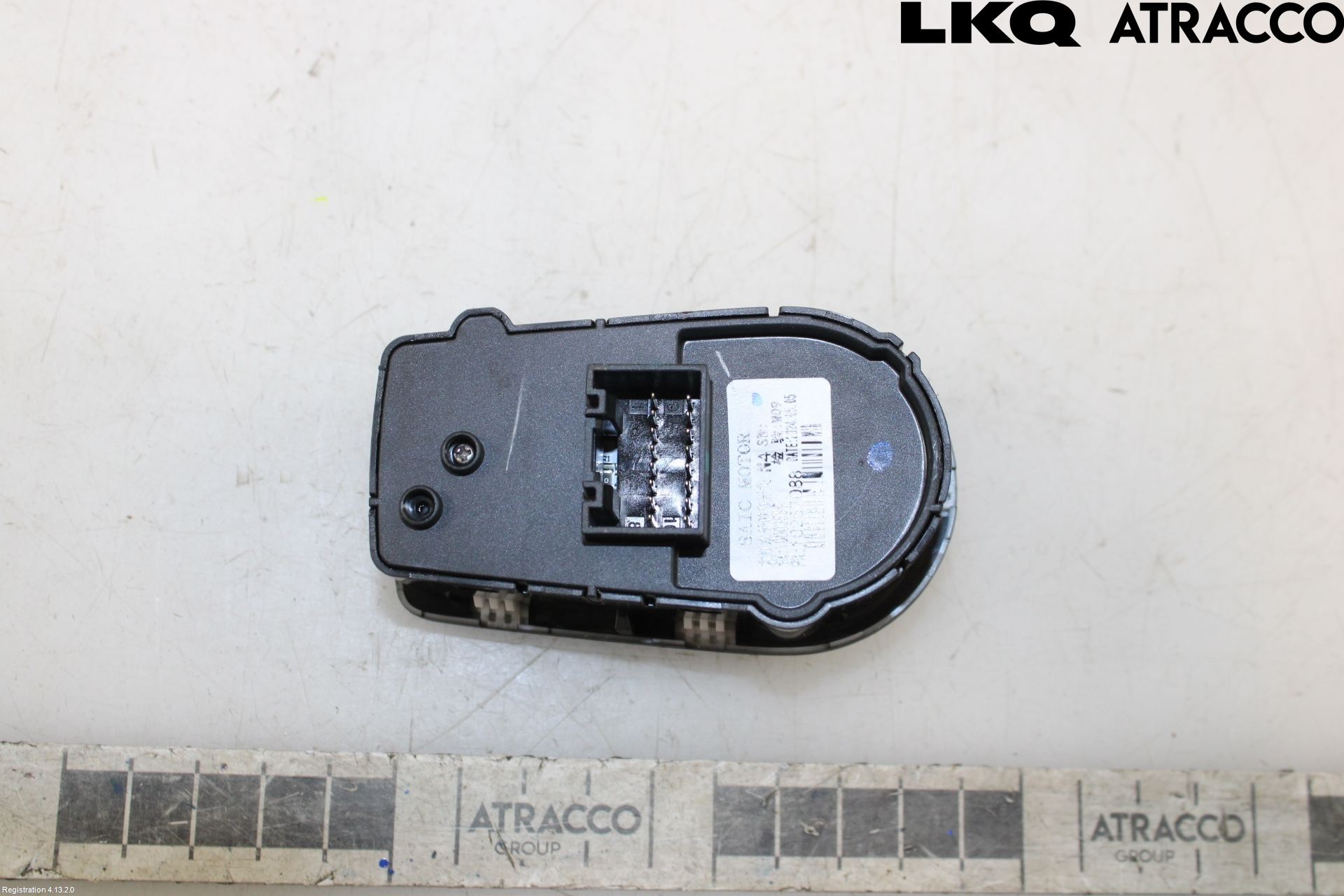 MG 3 HYBRID+ 25- Strömställare Spegel
