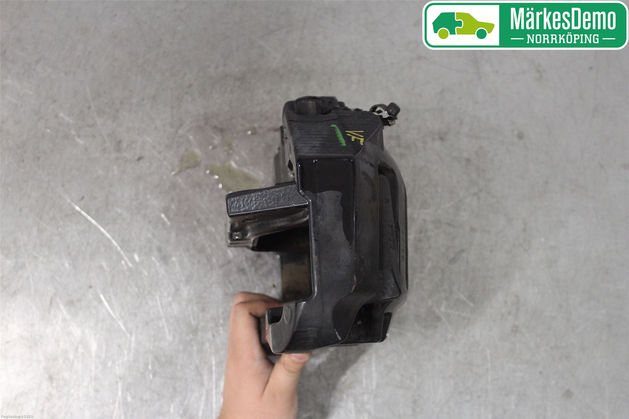 BMW 5 E60/61 Sed/Tou 02-10 Bromsok Fram Vänster