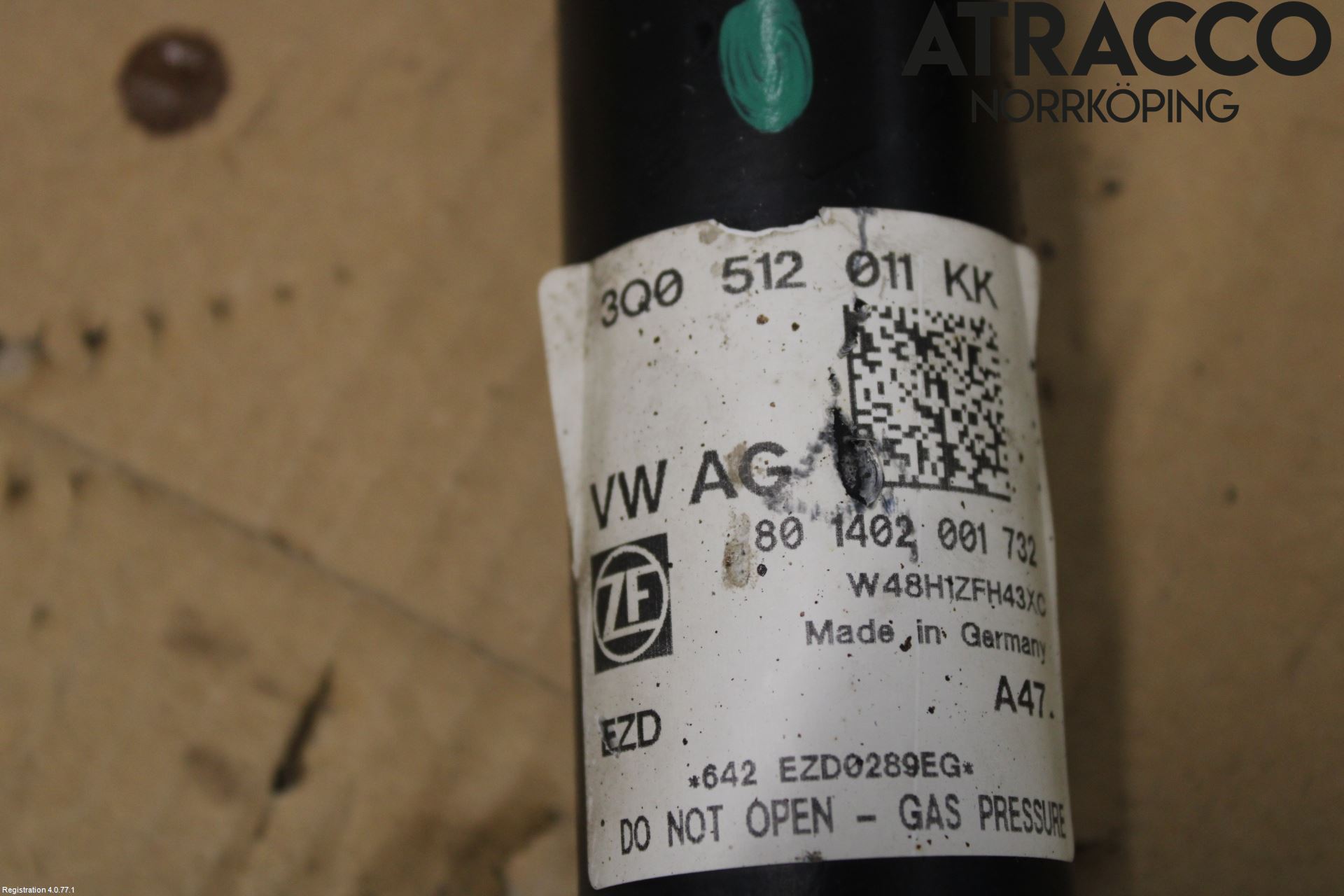 Volkswagen VW PASSAT 15-19 Stötdämpare Bak