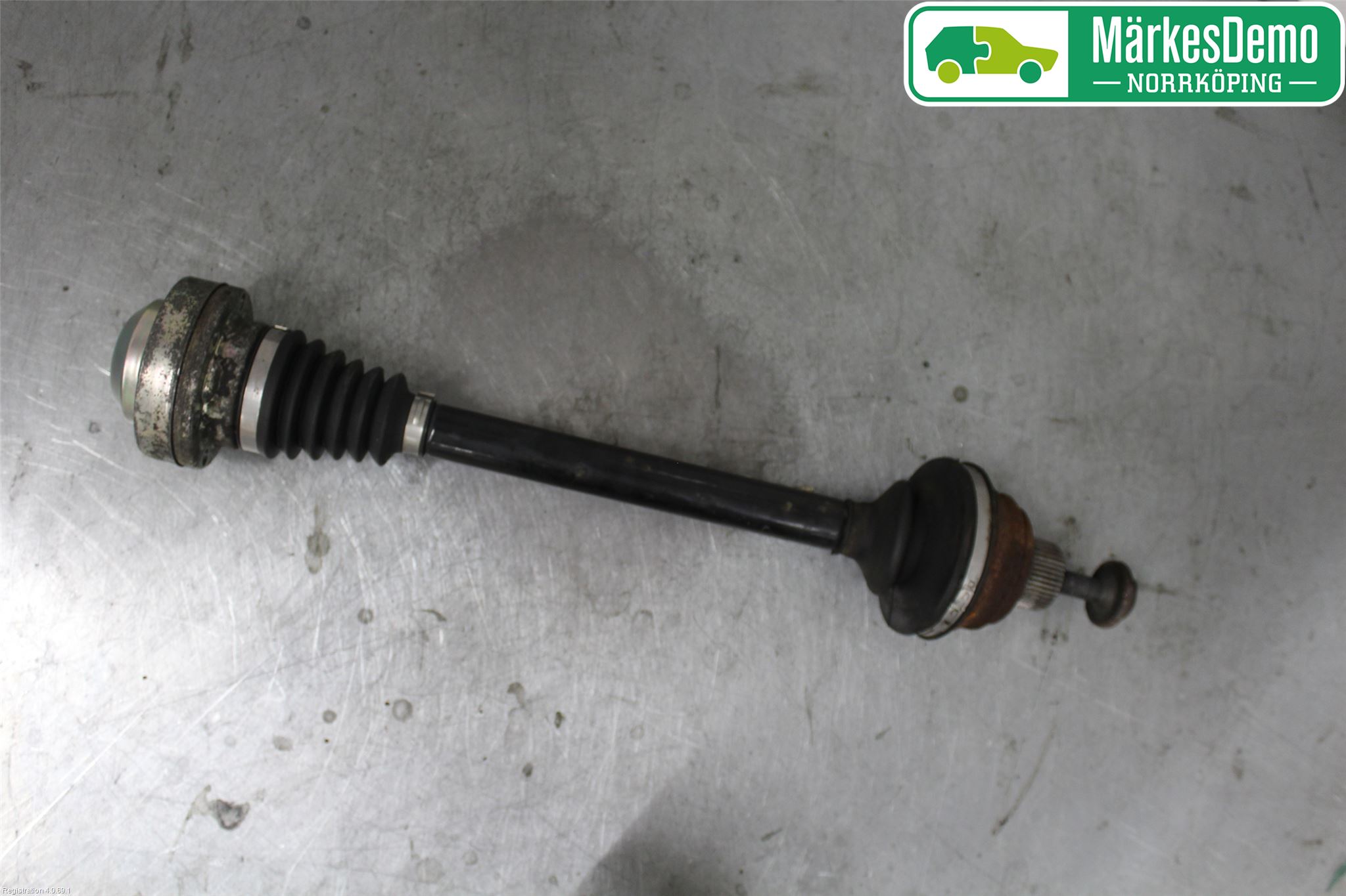 Audi A4/S4 08-11 Drivaxel Bak Höger