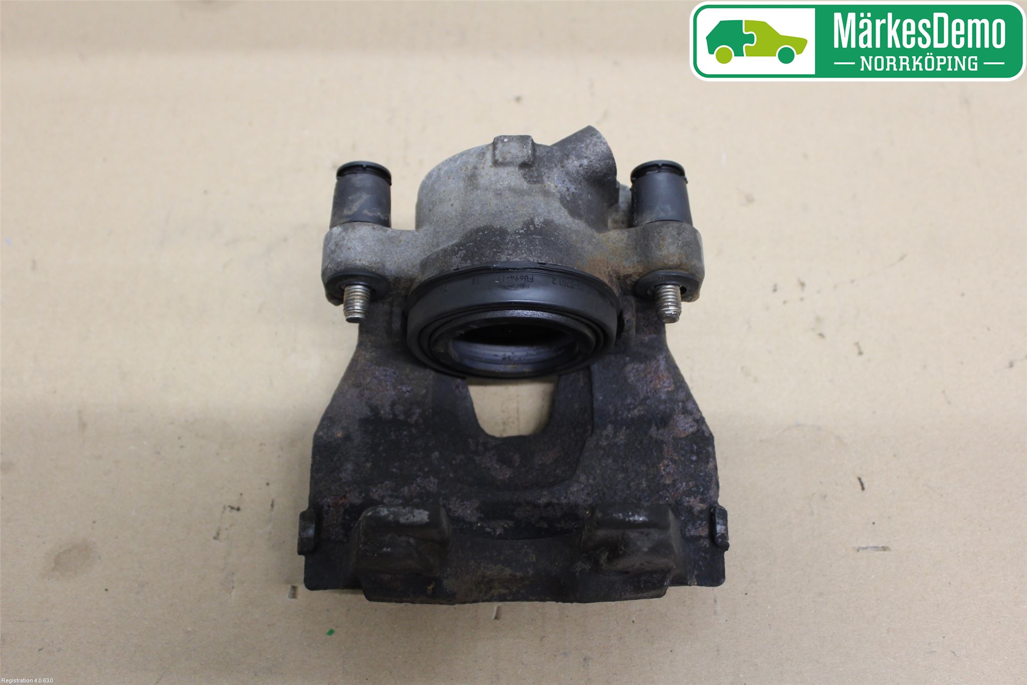 Audi A4/S4 B9 16-19 Bromsok Fram Vänster