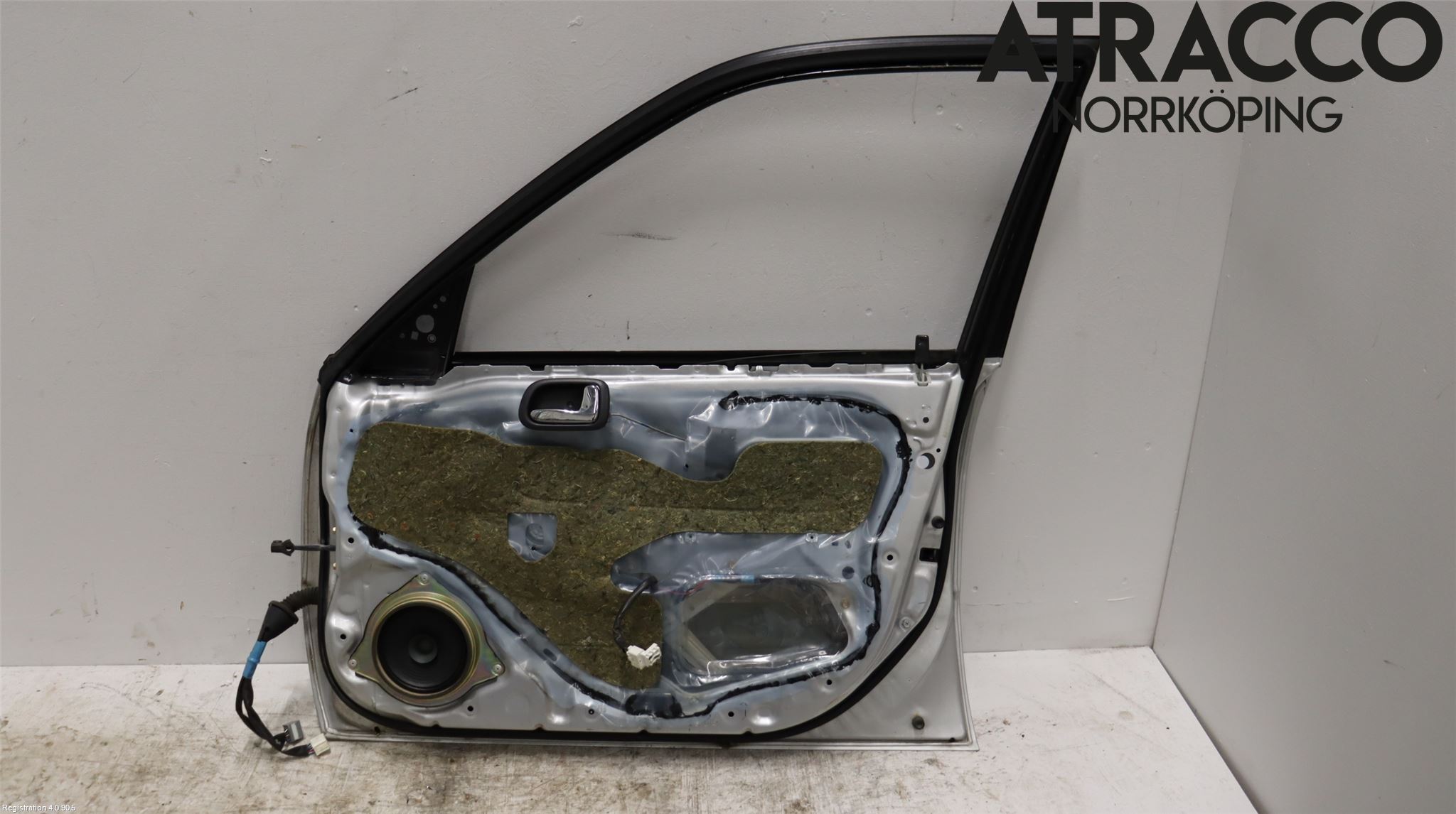 Toyota COROLLA 98-01 Dörr Fram Höger