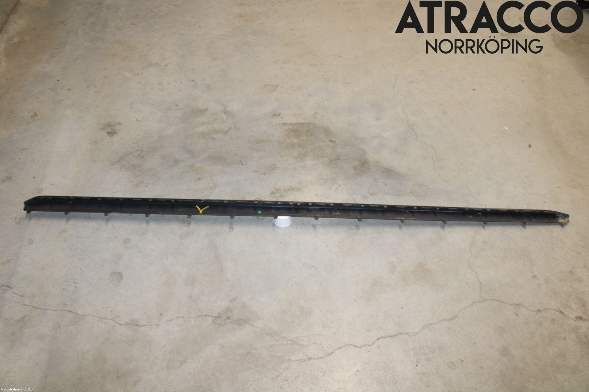 Volkswagen VW TOURAN 16- Sidokjol Vä