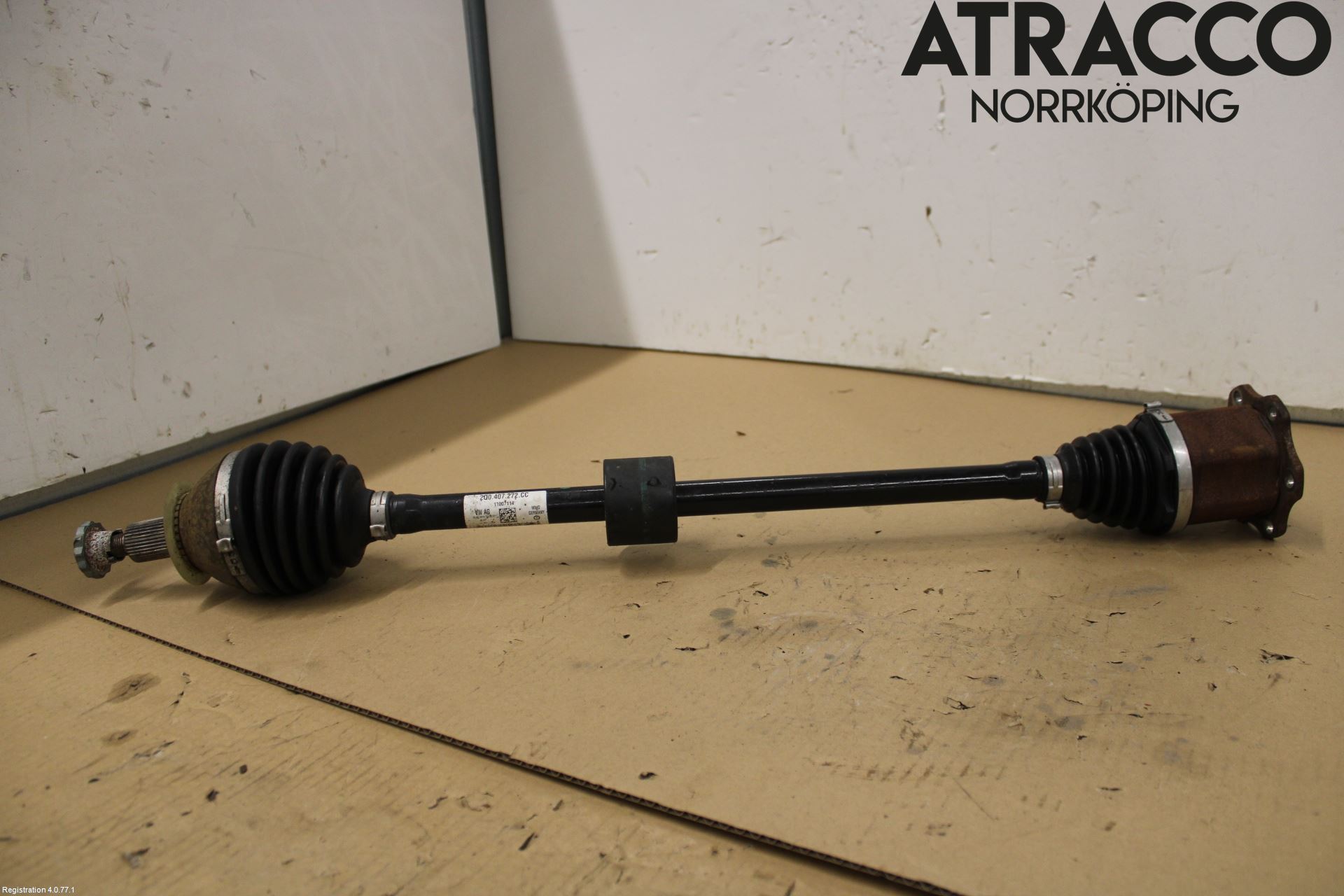 Volkswagen VW T-CROSS 19- Drivaxel Fram Höger