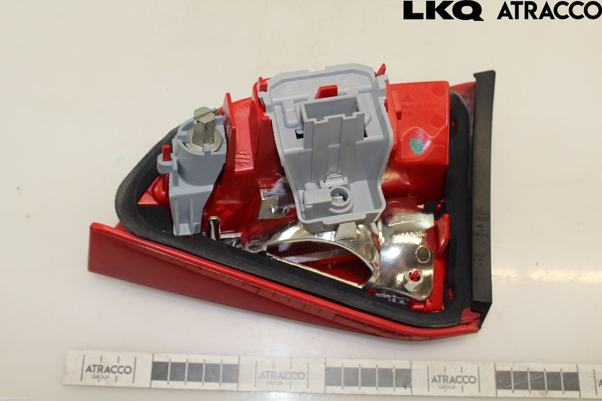 Audi A4 ALLROAD 09-16 Bakljus Lucka Vä