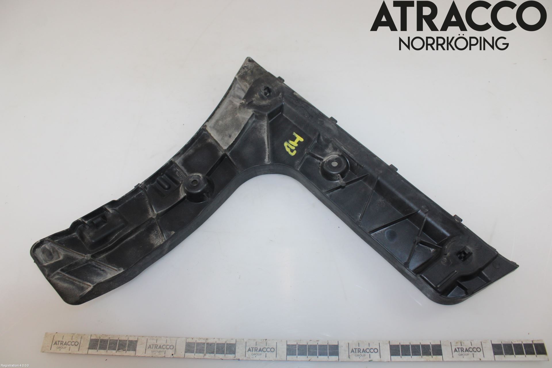 Audi A6/S6 4G 11-18 Stötfångarfäste Bak Hö