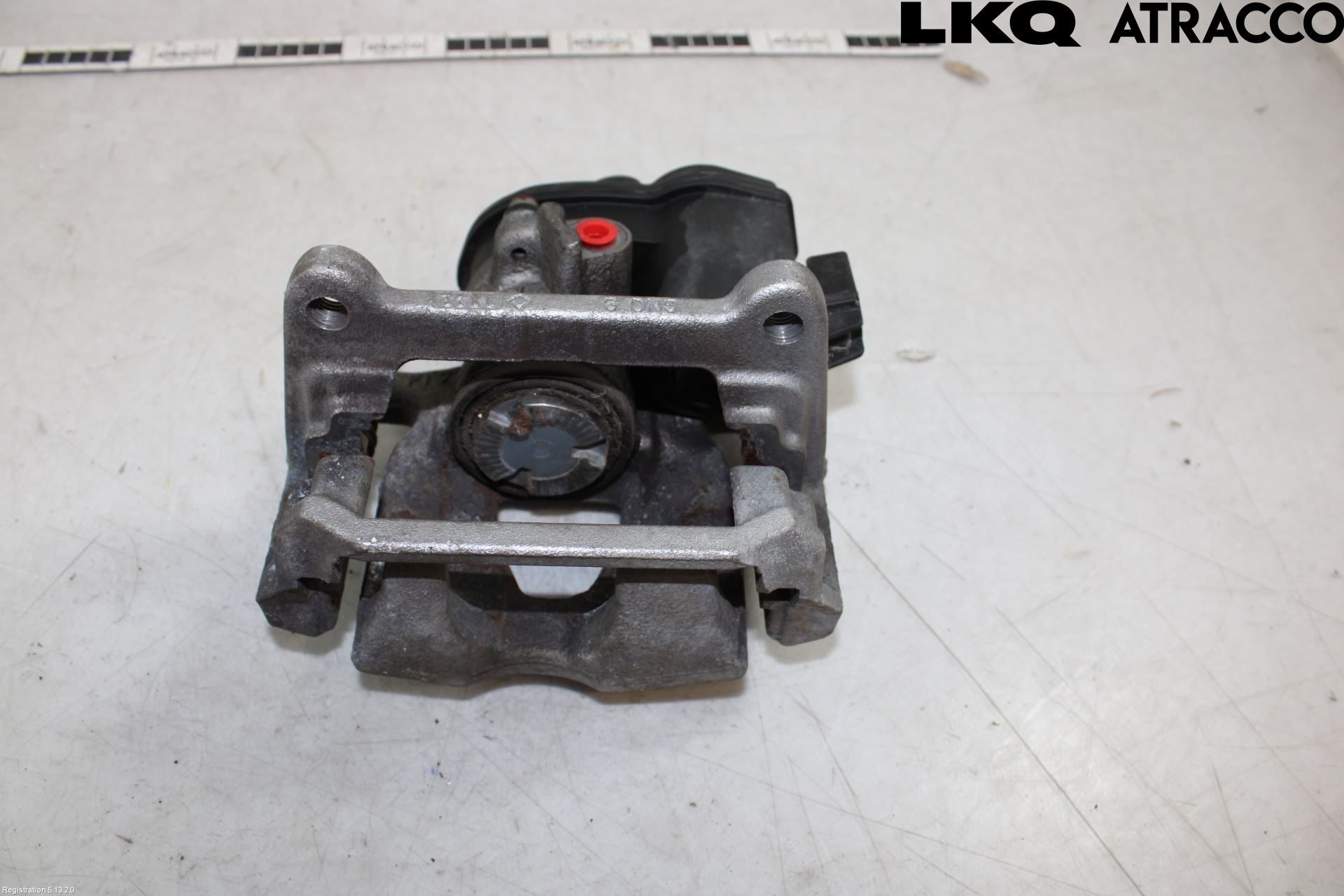 Audi A6 F2/C8 19- Bromsok Bak Höger