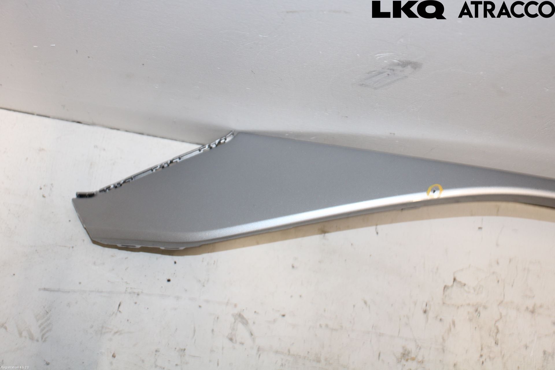 Audi Q4 E-TRON FZ 22- Stötfångardel Fram Mitt