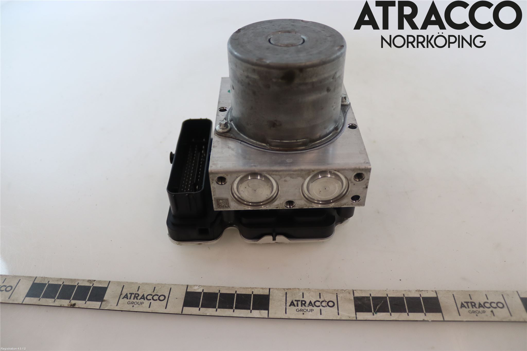 Toyota YARIS XP21 20- Abs Hydraulaggregat