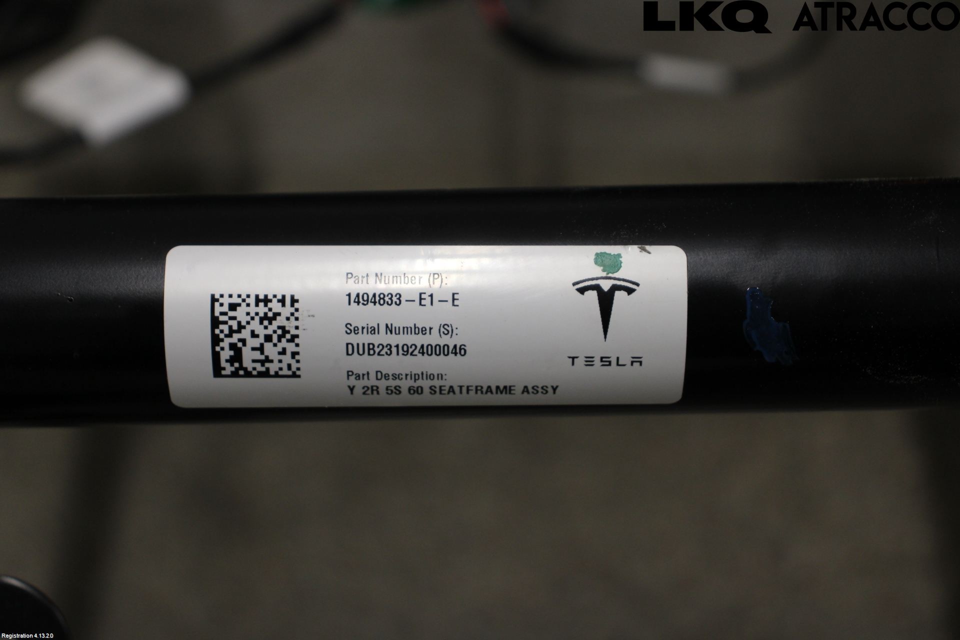 Tesla MODEL Y 21- Inredning Ryggdyna Bak