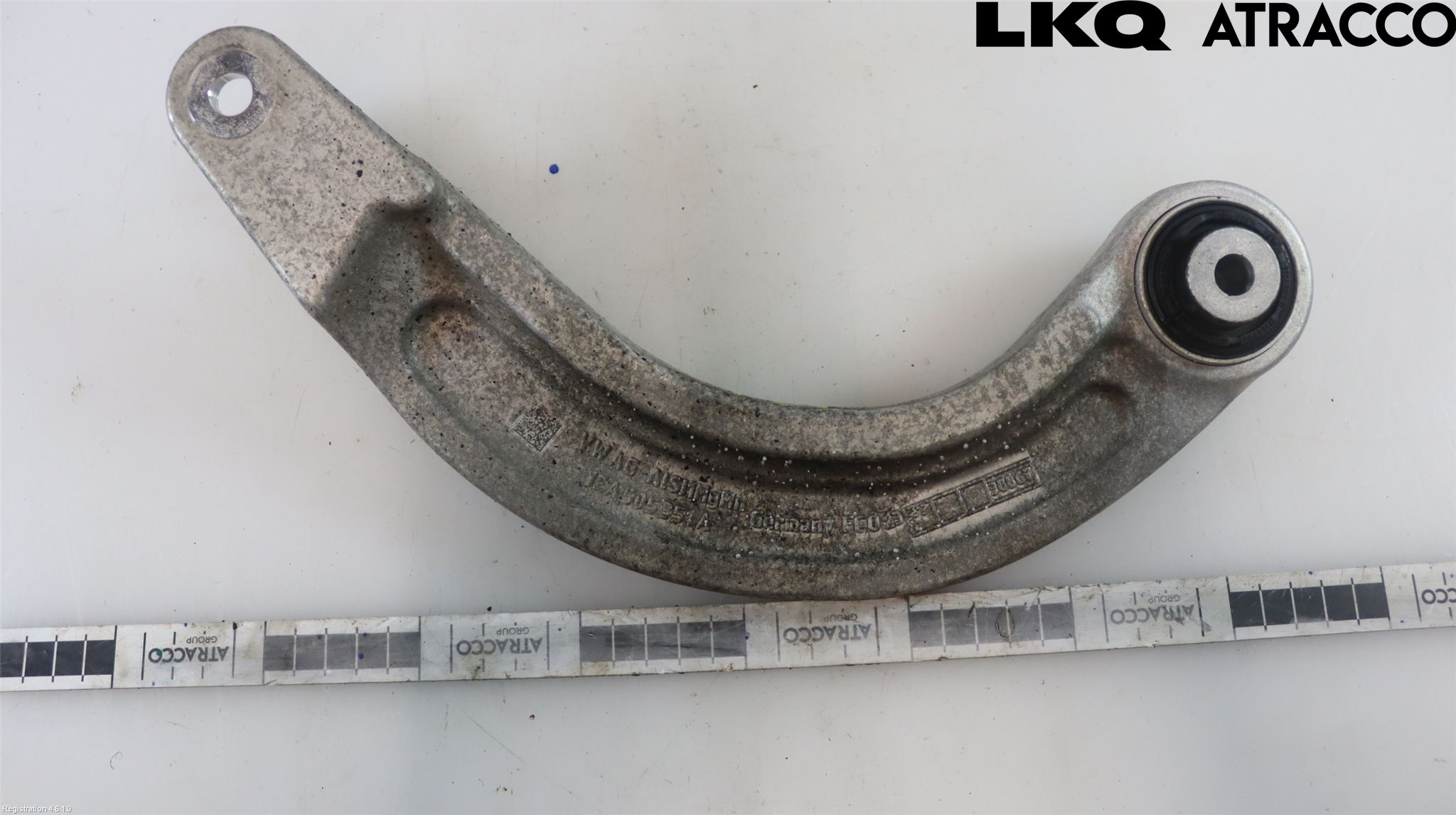 Volkswagen VW ID.4 21- Bärarm Bak Övre Höger