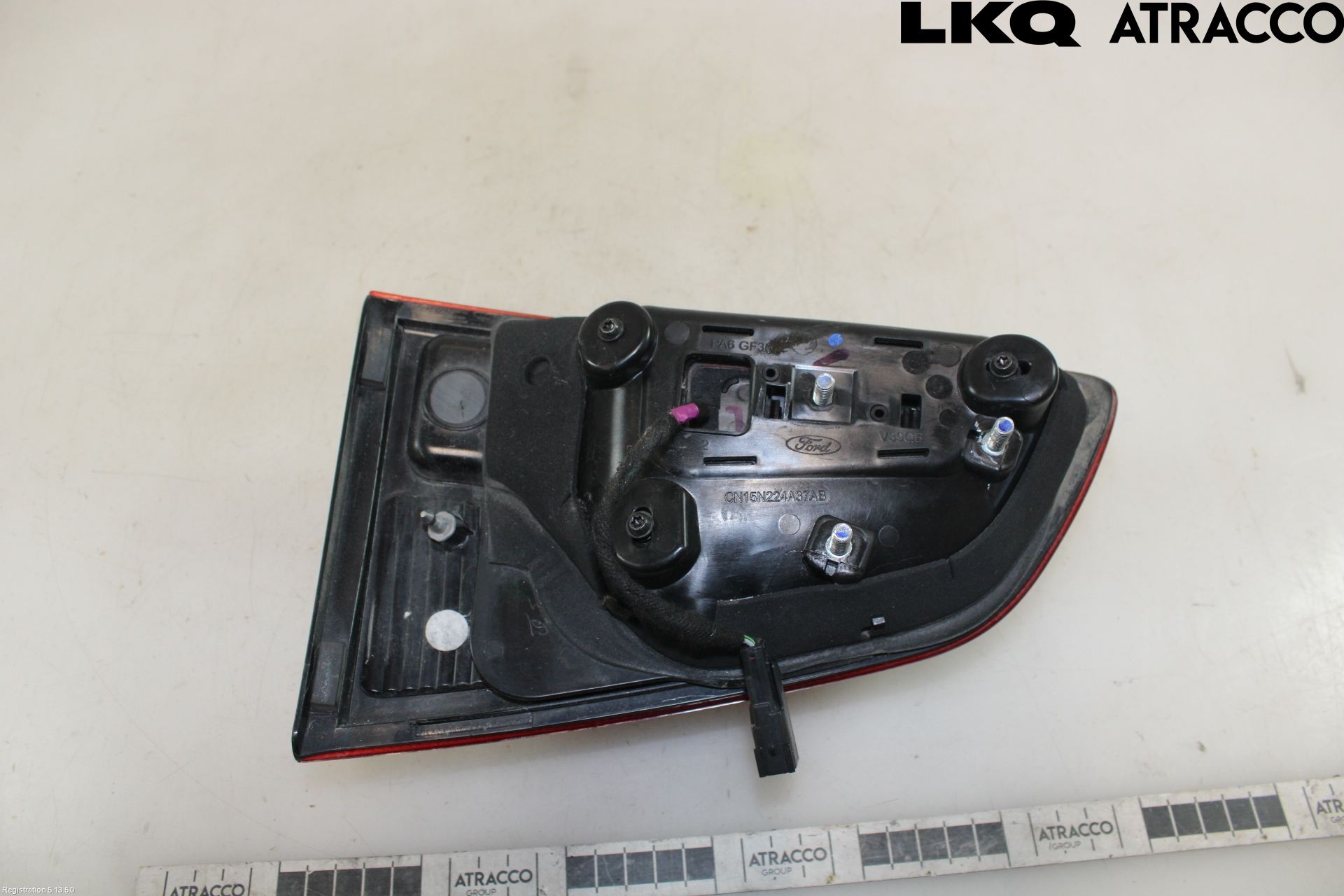 Ford ECOSPORT 17- Bakljus Lucka Hö
