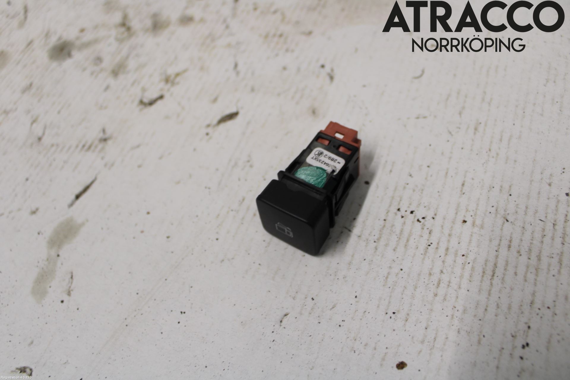 Citroen C4 II 11-18 Strömställare Tanklucka