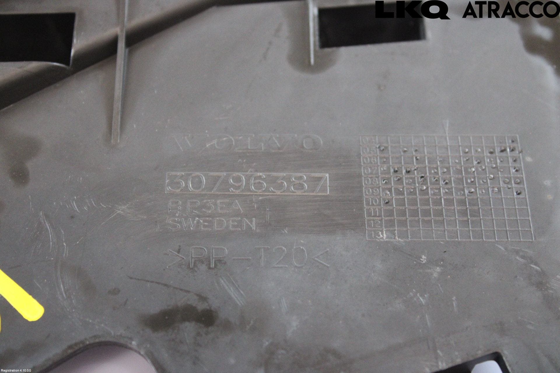 Volvo S80 07-13 Strålkast Fästsarg