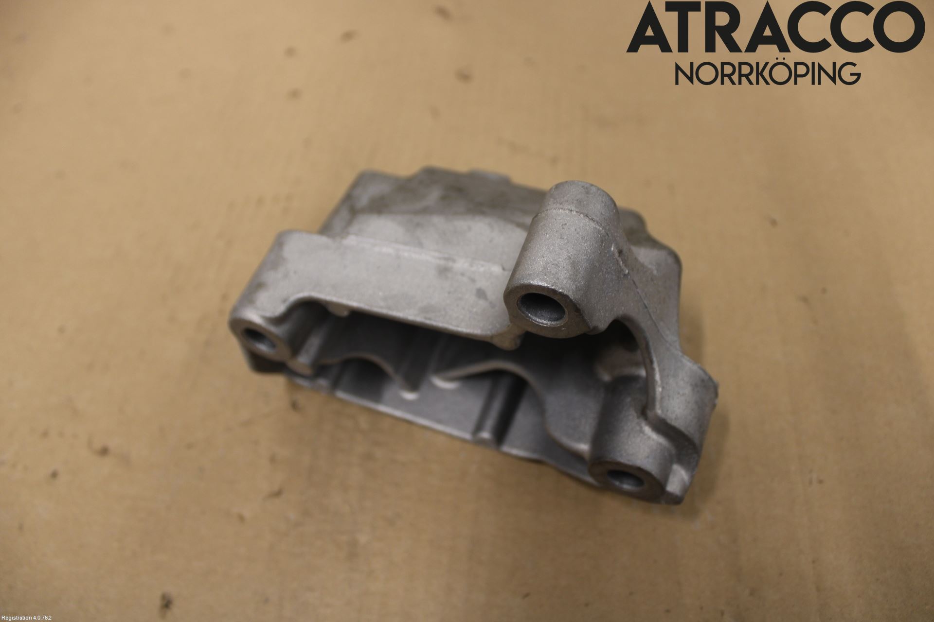 Volkswagen VW GOLF / E-GOLF VIII 20- Växellådsfäste