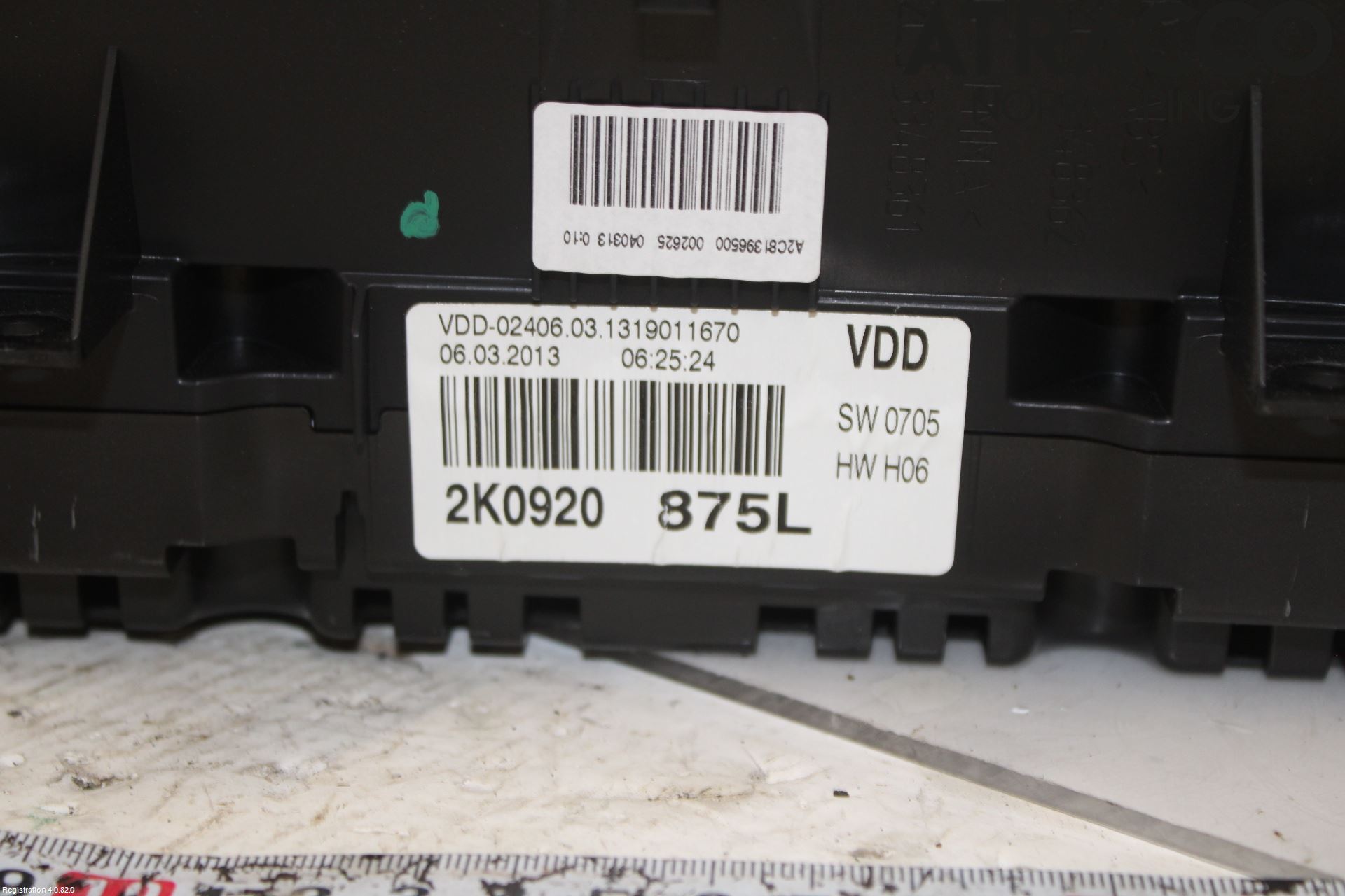 Volkswagen VW CADDY 11-15 Instrument Komb