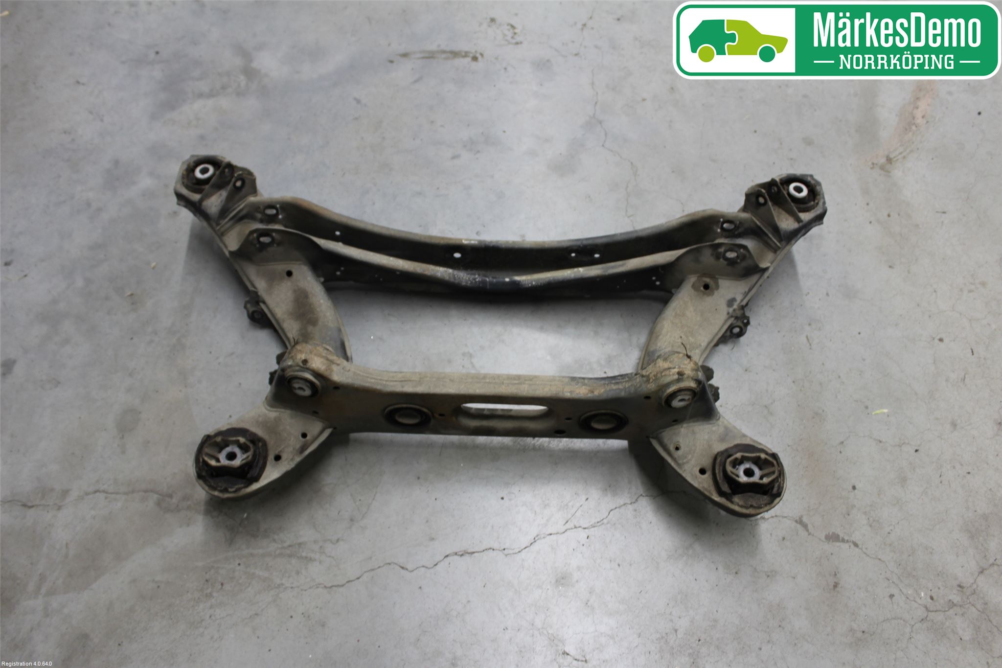 Mercedes-Benz MB C-KLASS (W205) 14-21 Bakaxelbalk