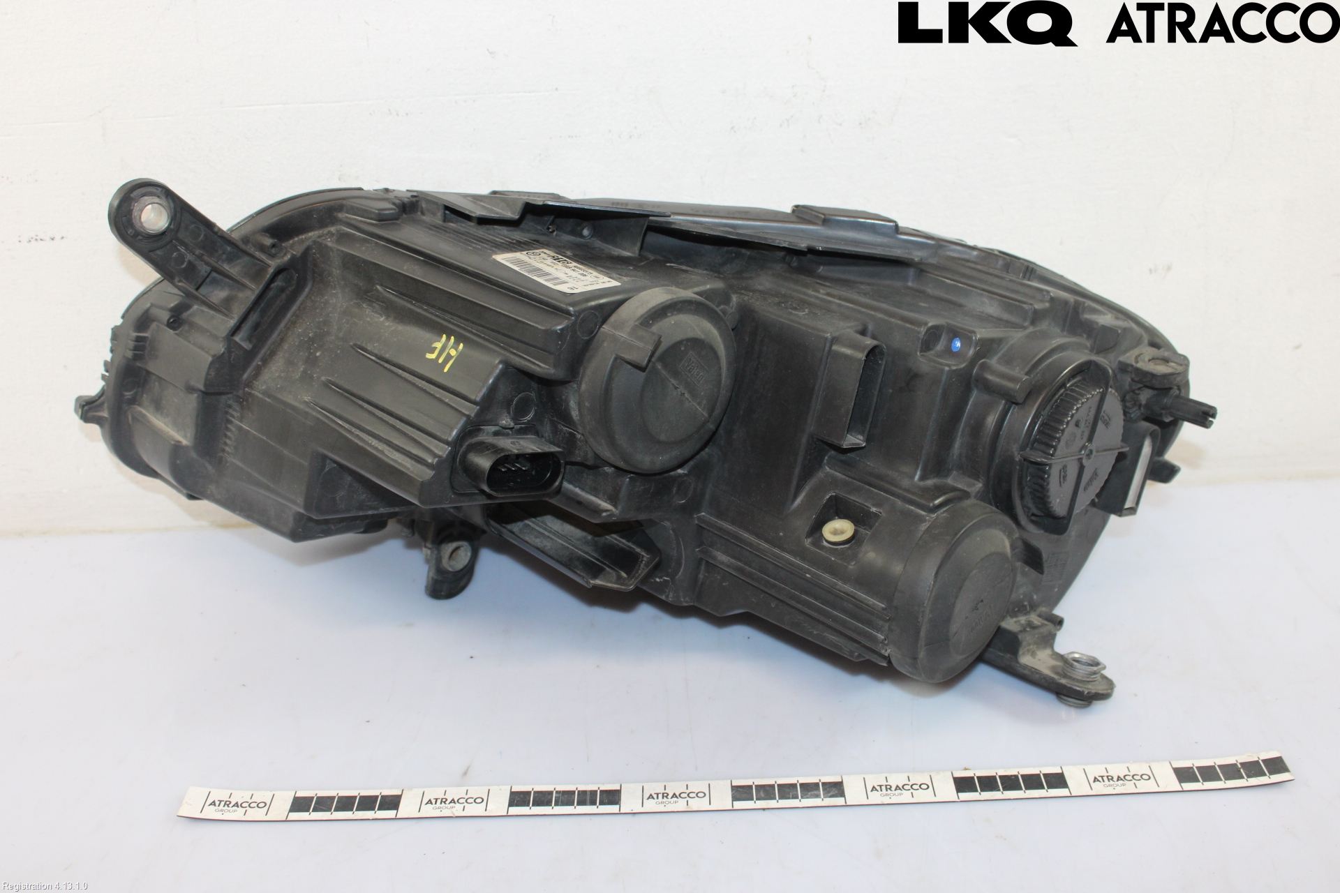 Volkswagen VW PASSAT 11-14 Strålkastare Höger