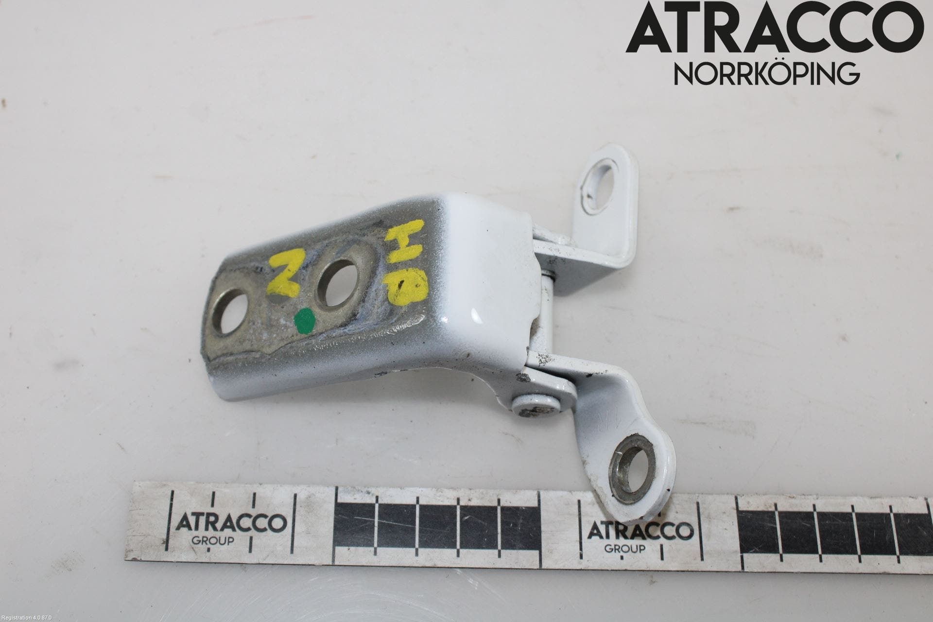 Toyota YARIS XP130 12-14 Dörrgångjärn