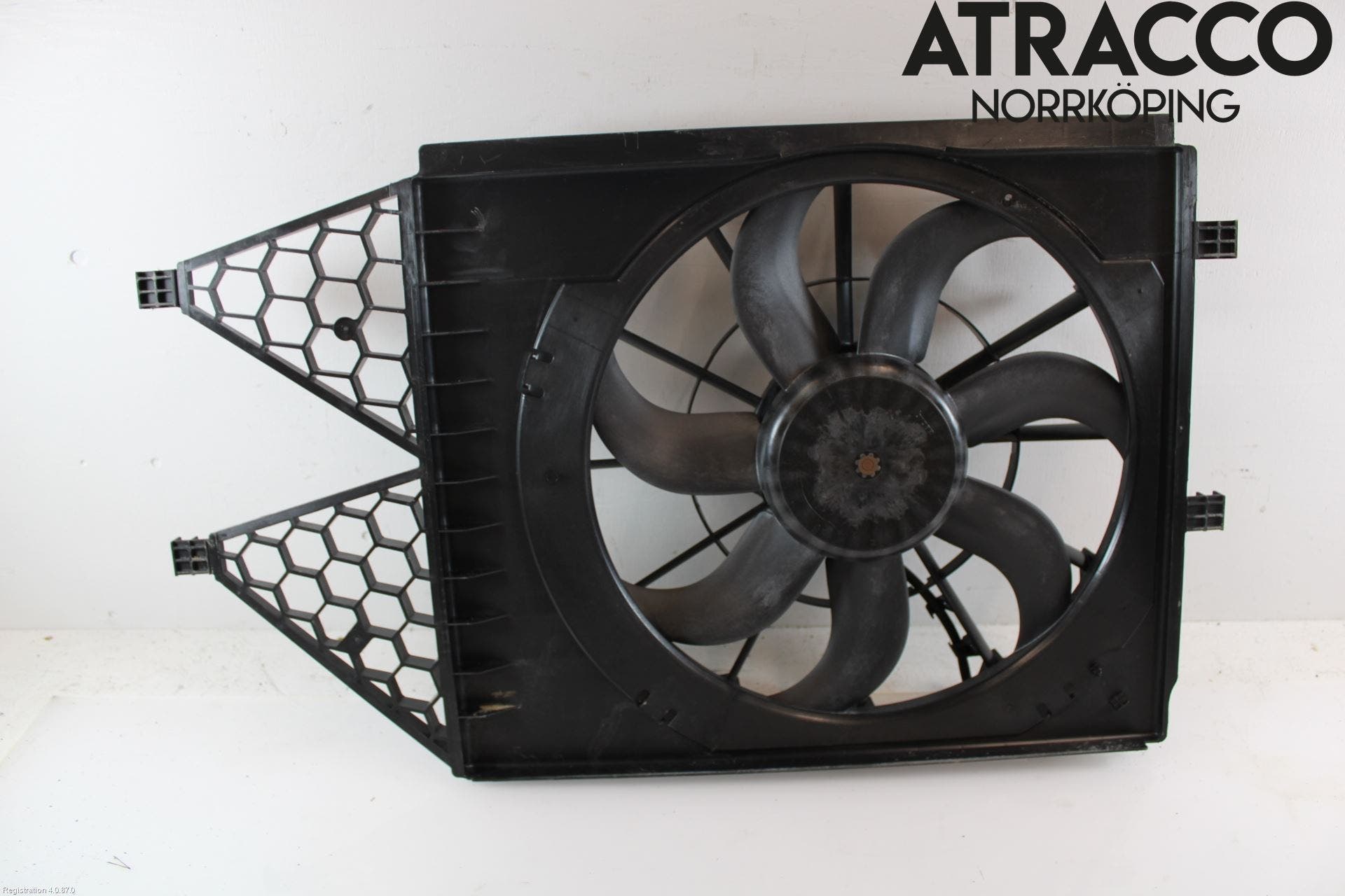 Volkswagen VW POLO 10-17 Kylfläkt El