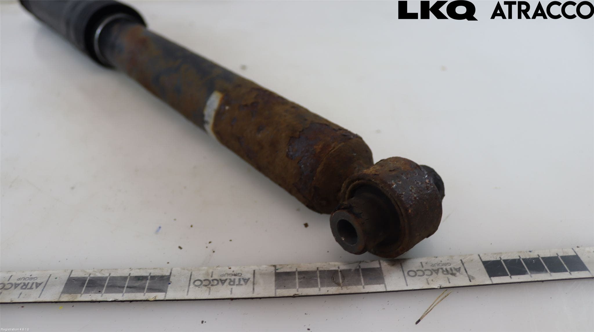 Toyota VERSO 09-18 Stötdämpare Bak