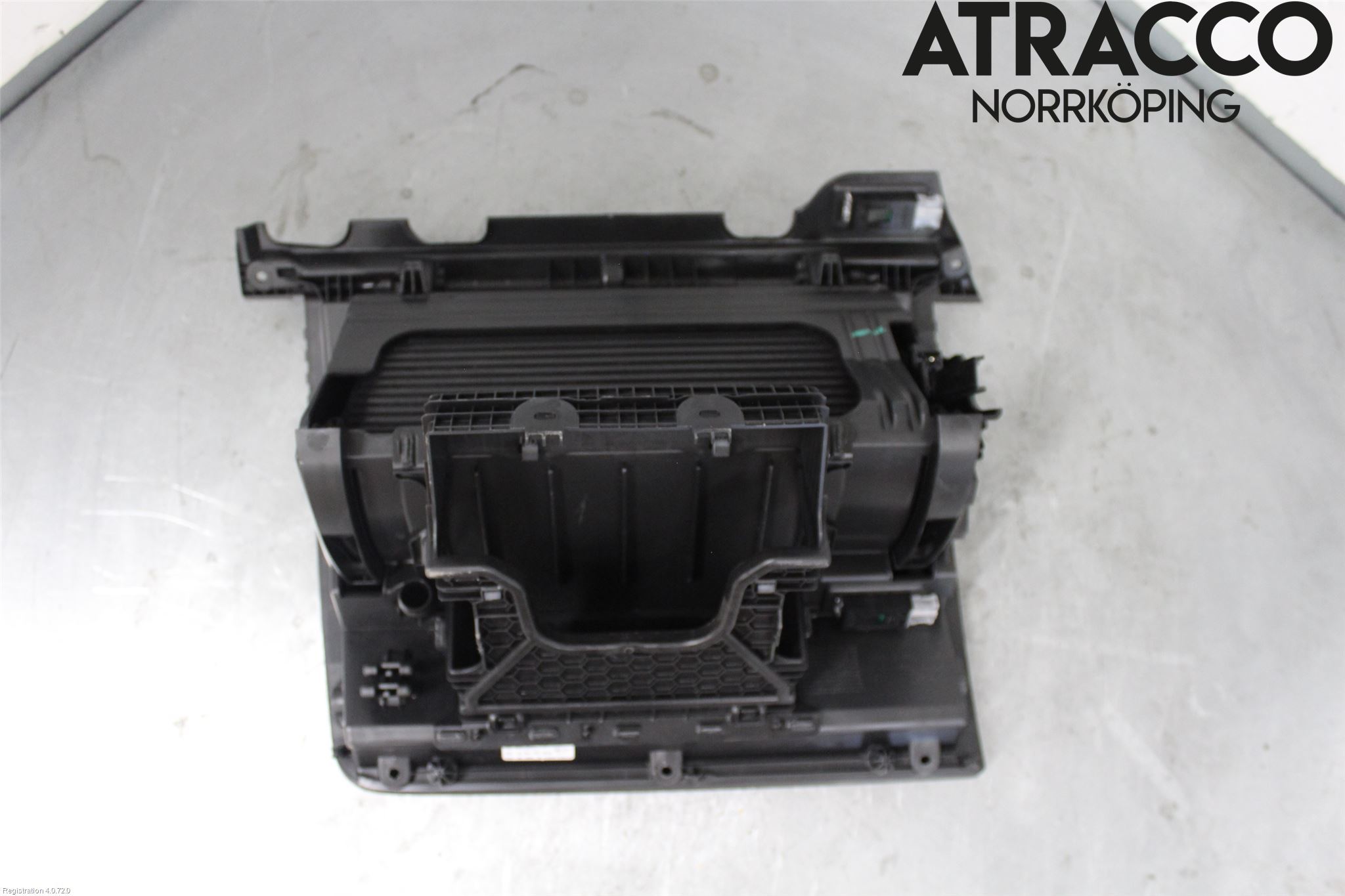 Volkswagen VW PASSAT 15-19 Handskfack