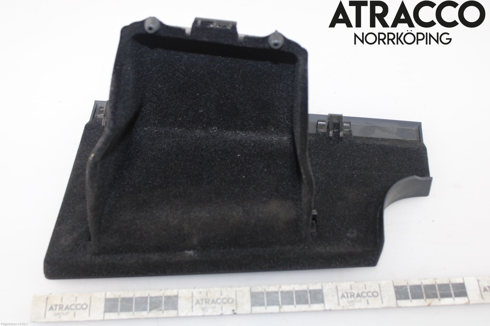Volkswagen VW TOUAREG CR 18- Instrumentbräda Förvaringsfack