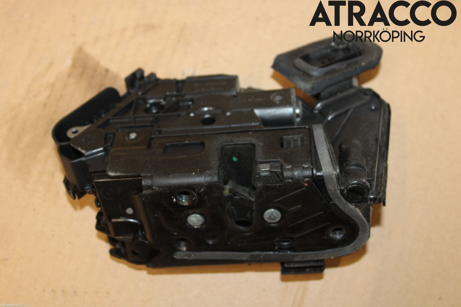 Skoda FABIA 15-21 Låskista-Dörrlås