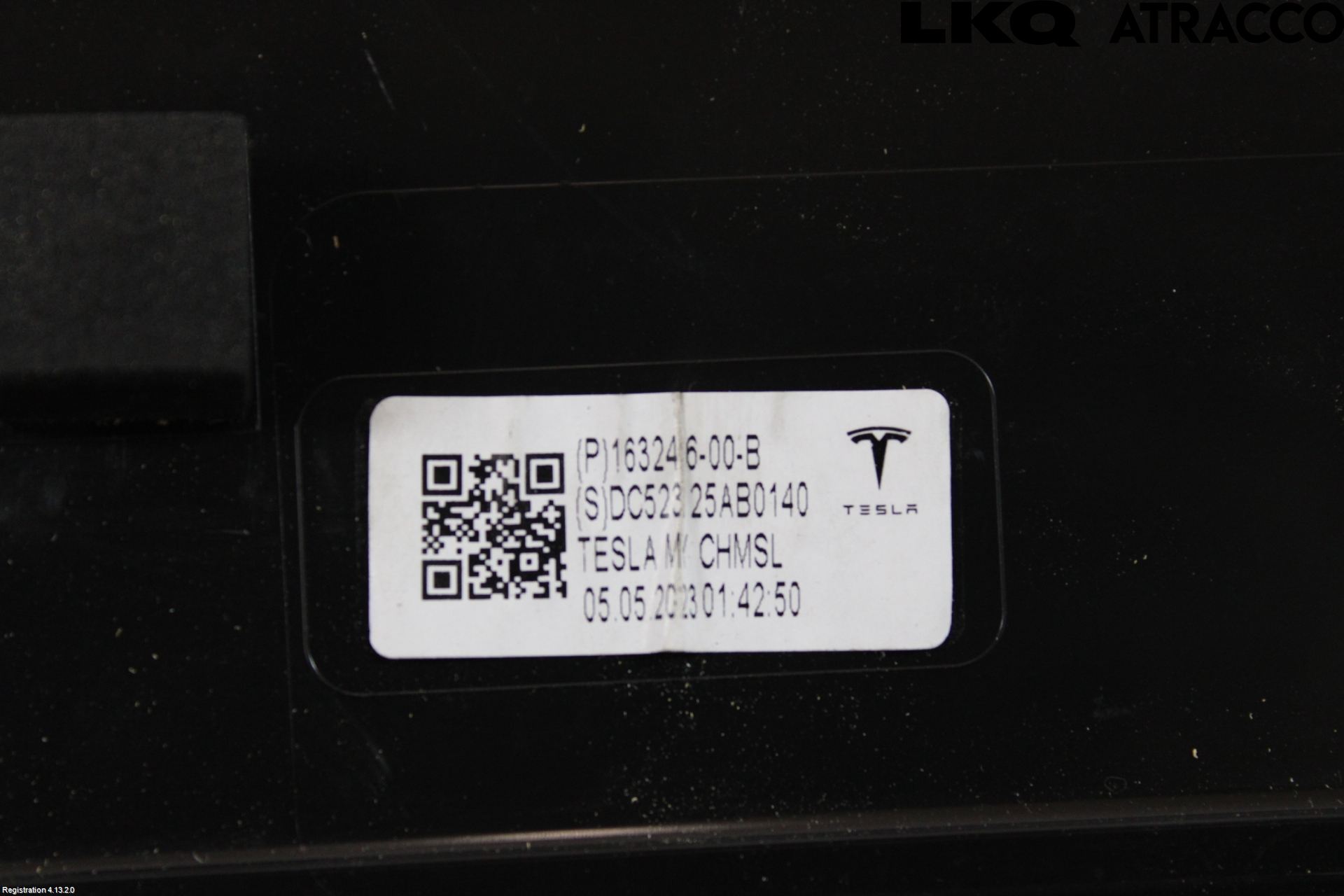 Tesla MODEL Y 21- Bromsljus Bakruta