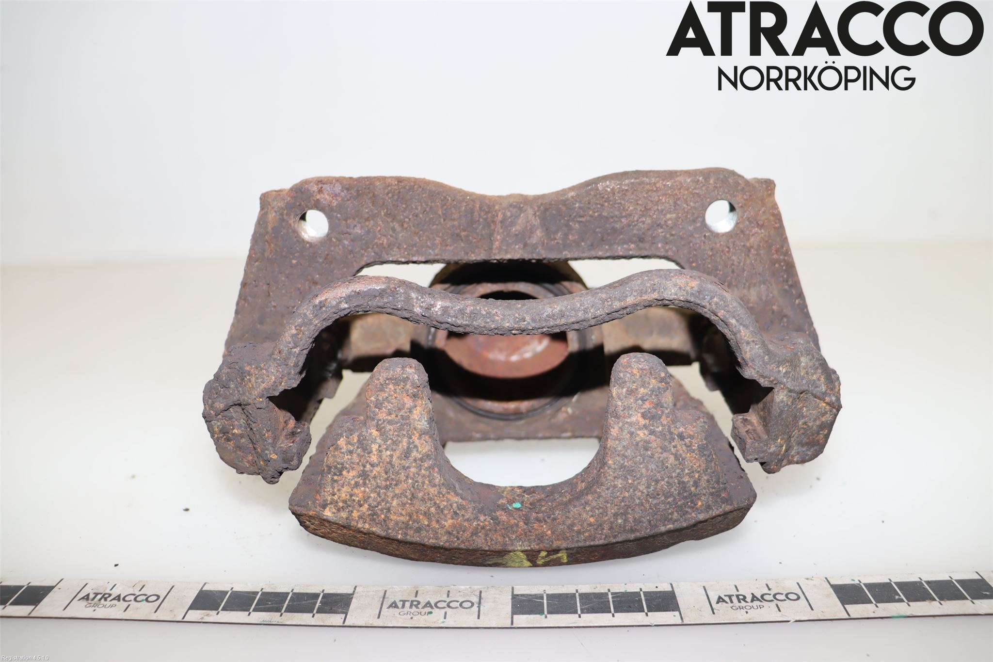 Toyota AVENSIS 09-15 Bromsok Fram Höger