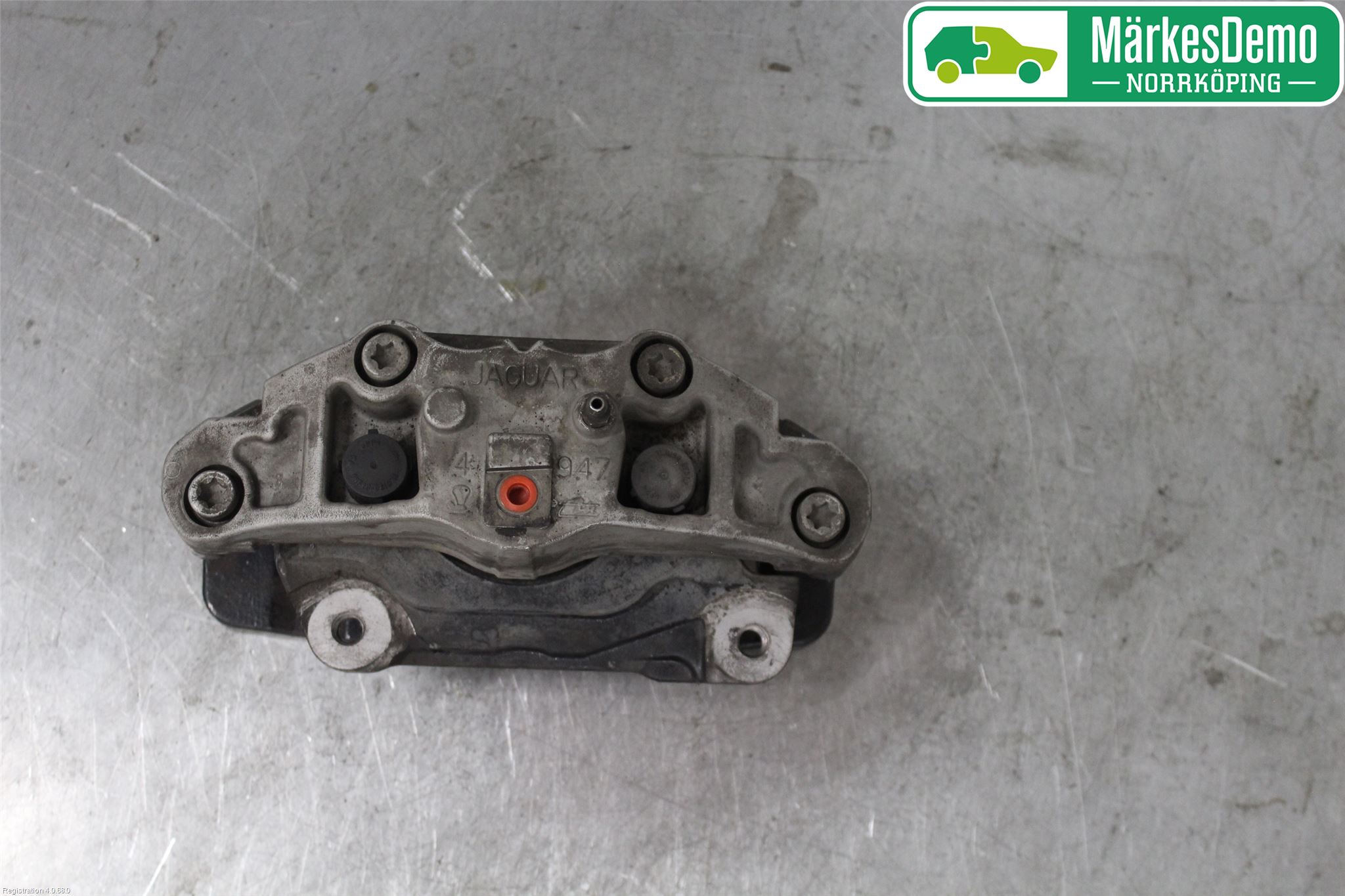 Jaguar XK/XKR 06-14 Bromsok Fram Vänster