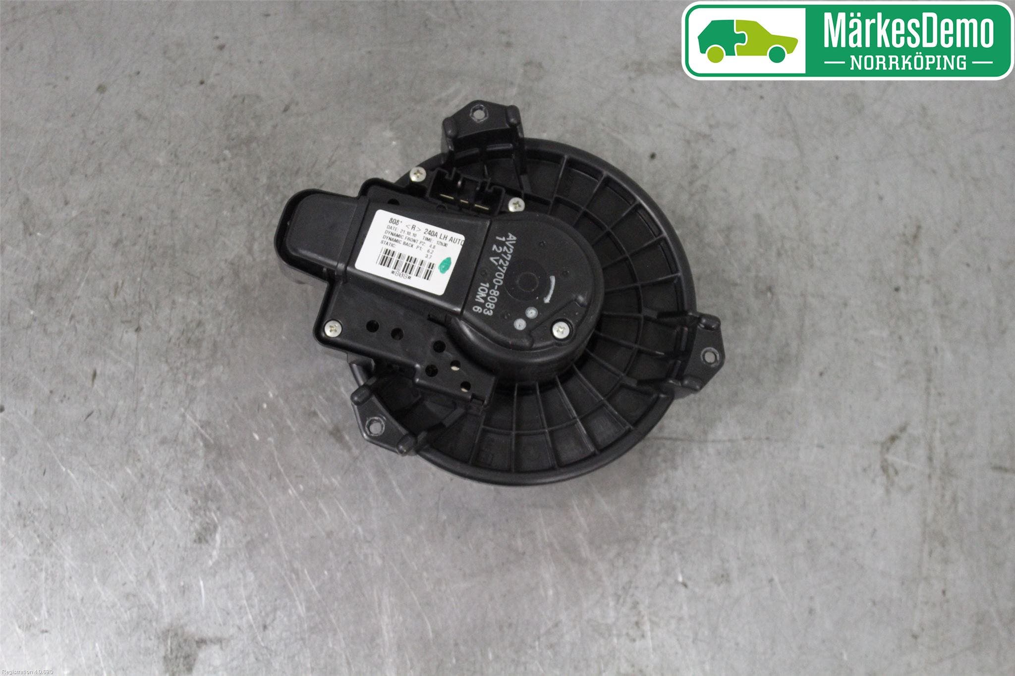 Toyota AURIS 10-12 Värmefläkt