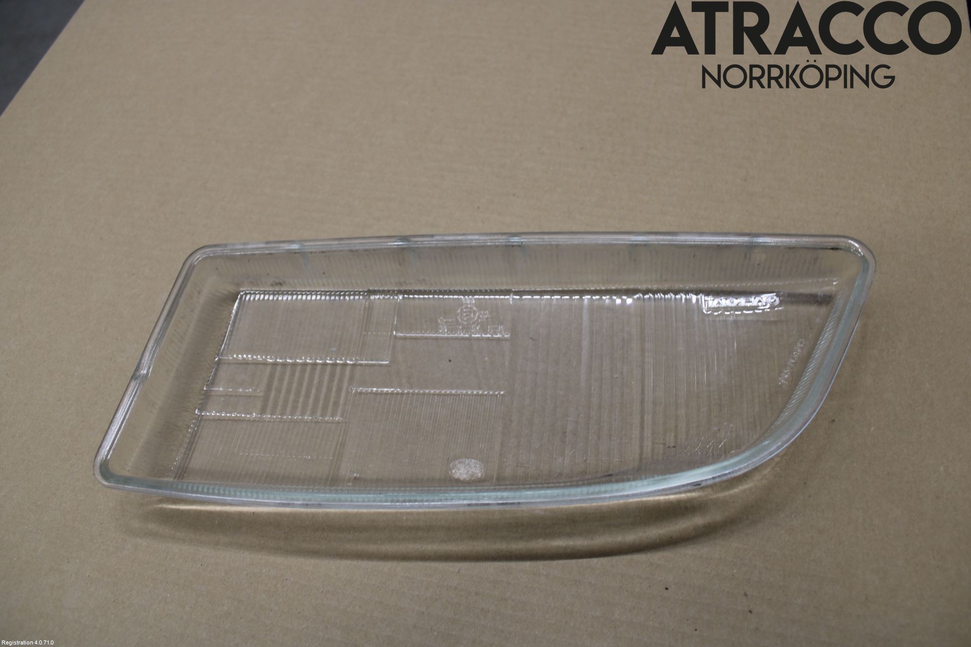 Volvo S70/V70/XC  97-00 Strålkastarglas Hö