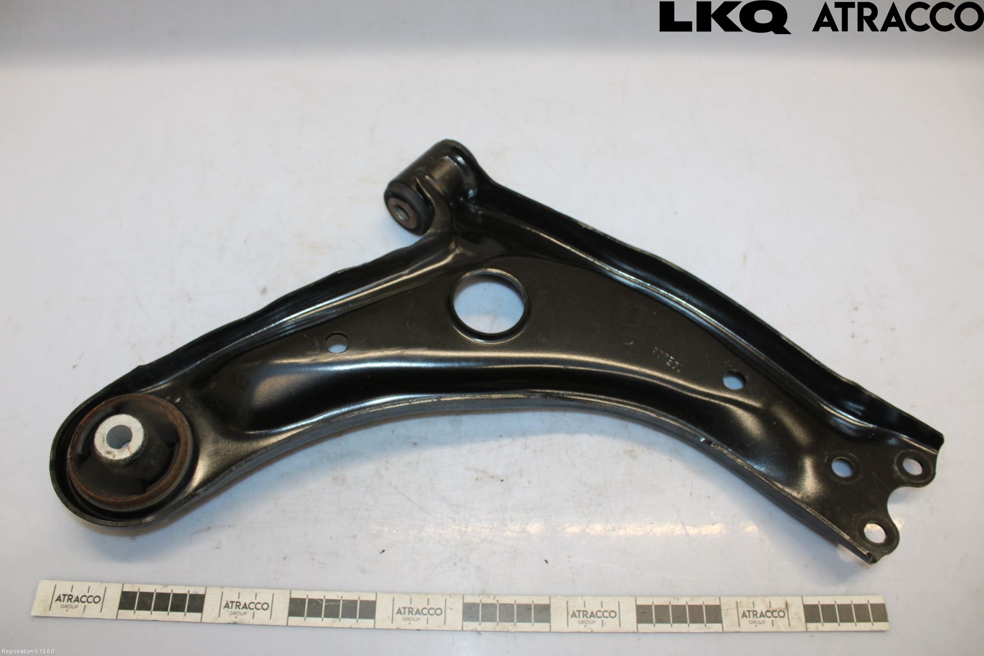 Toyota YARIS XP21 20- Bärarm Fram Undre Vä