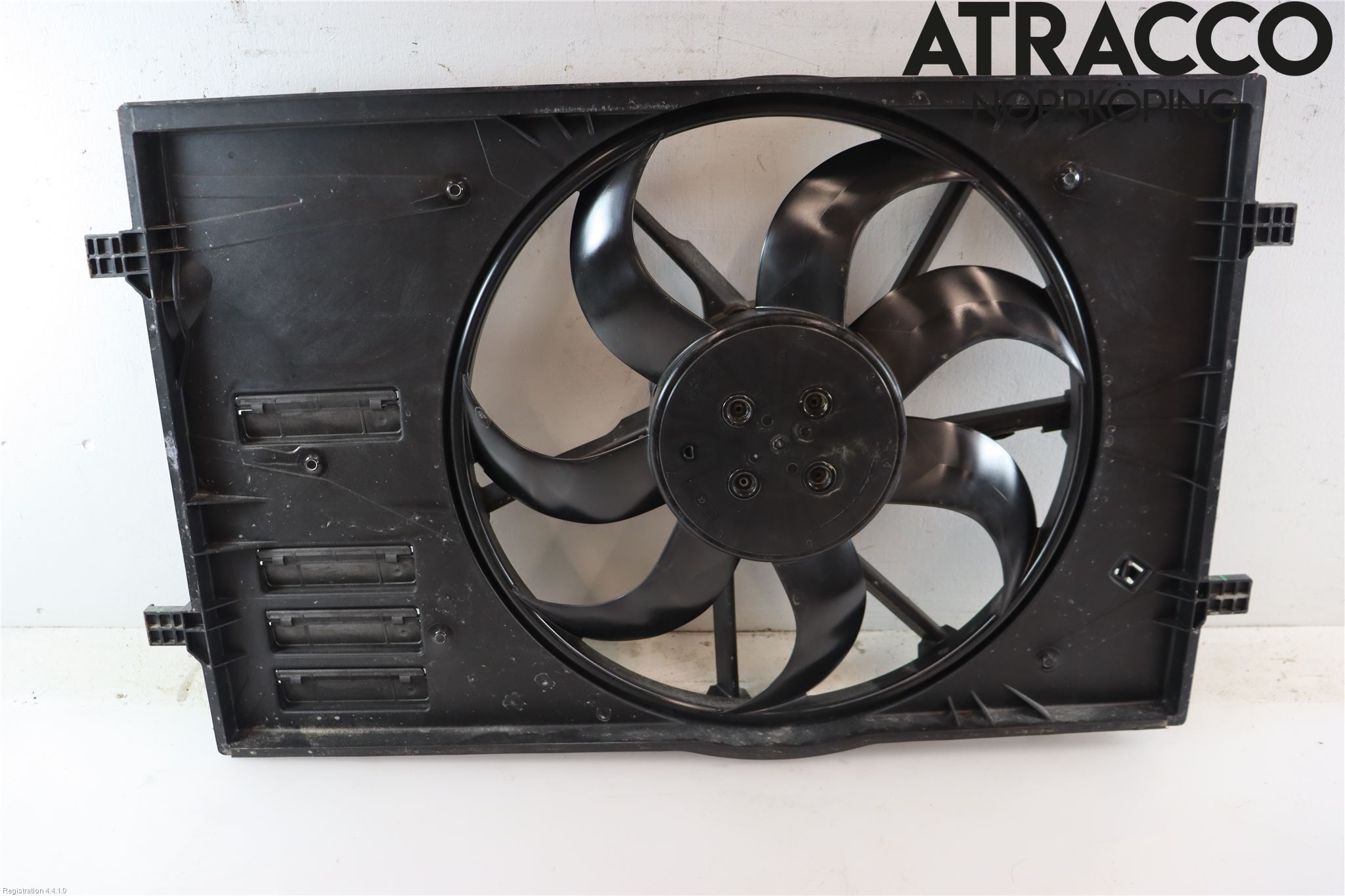 Volkswagen VW T-ROC 18- Kylfläkt El